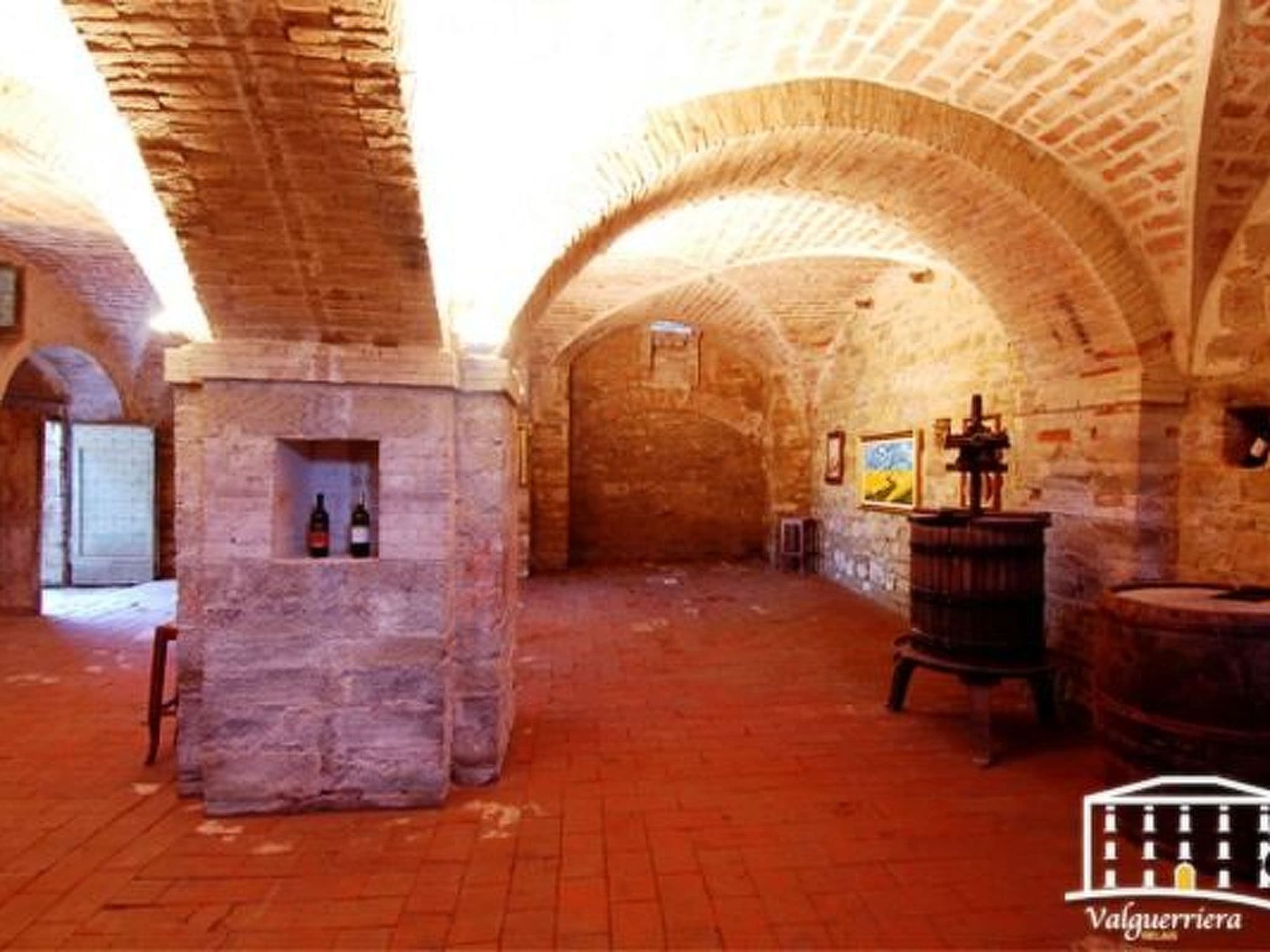 Gallery Image 19