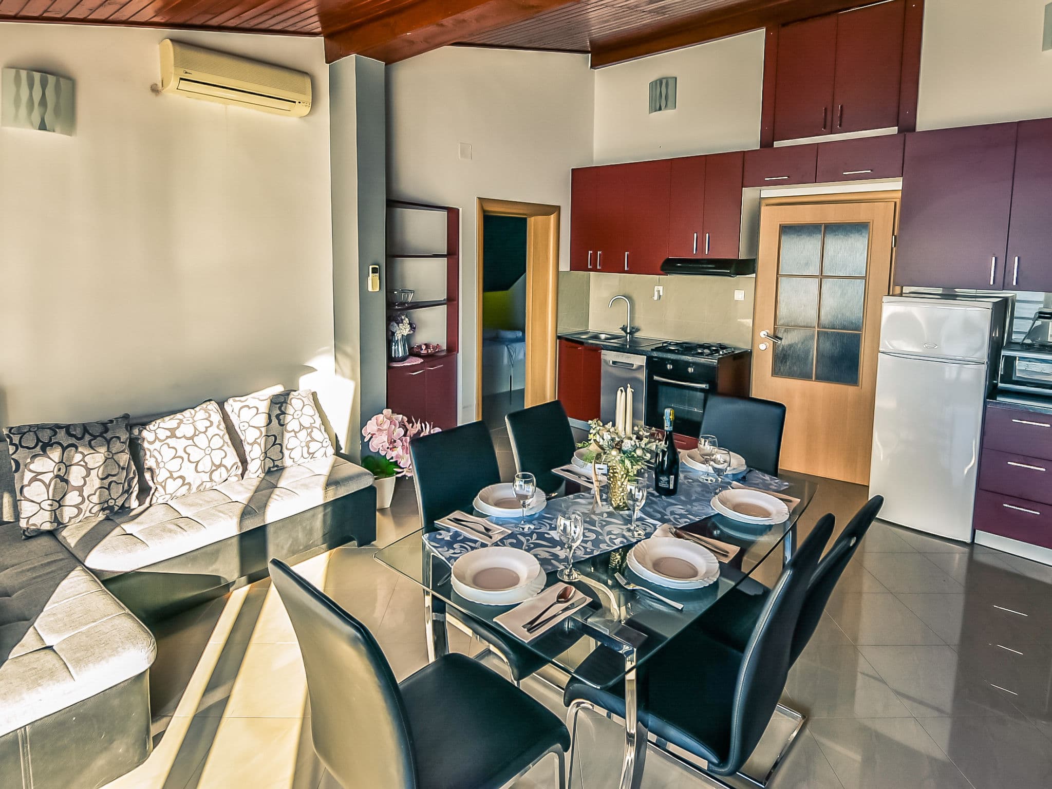 Kitchen / Dining Room