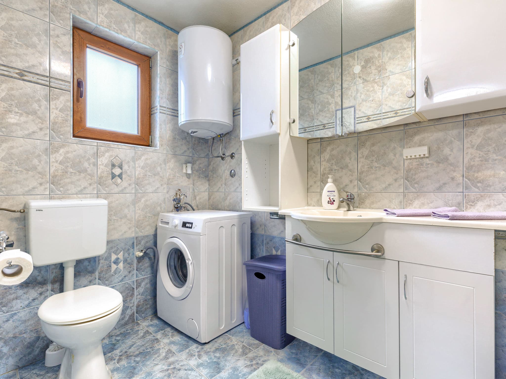 Bathroom / Wellness
