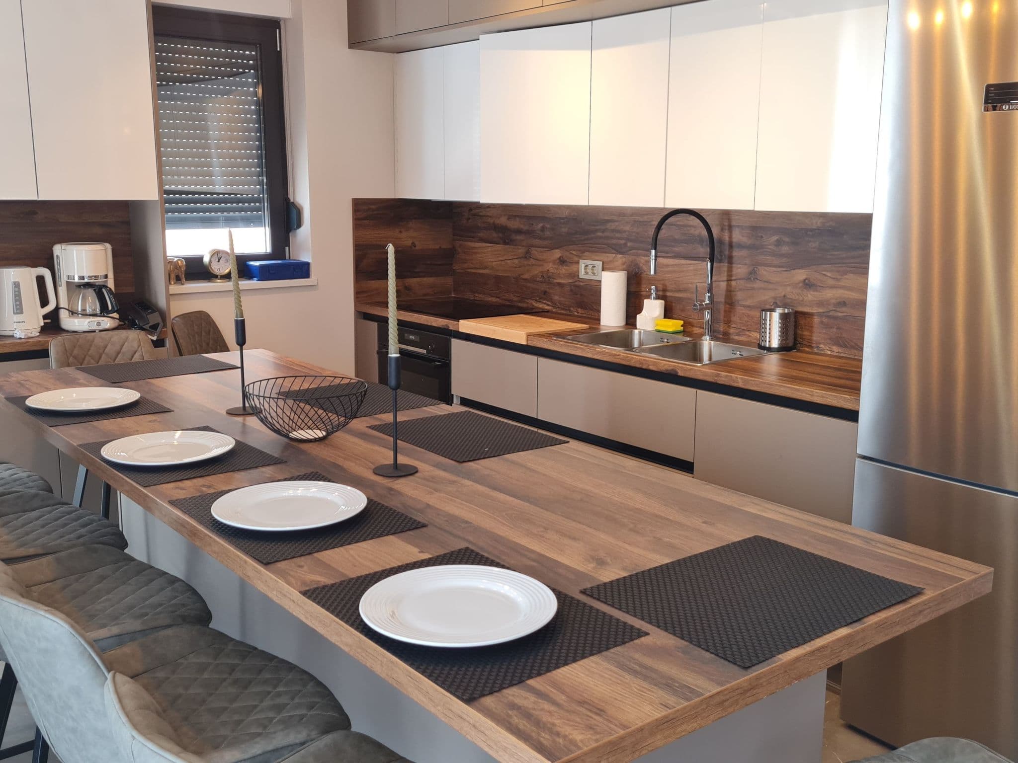 Kitchen / Dining Room