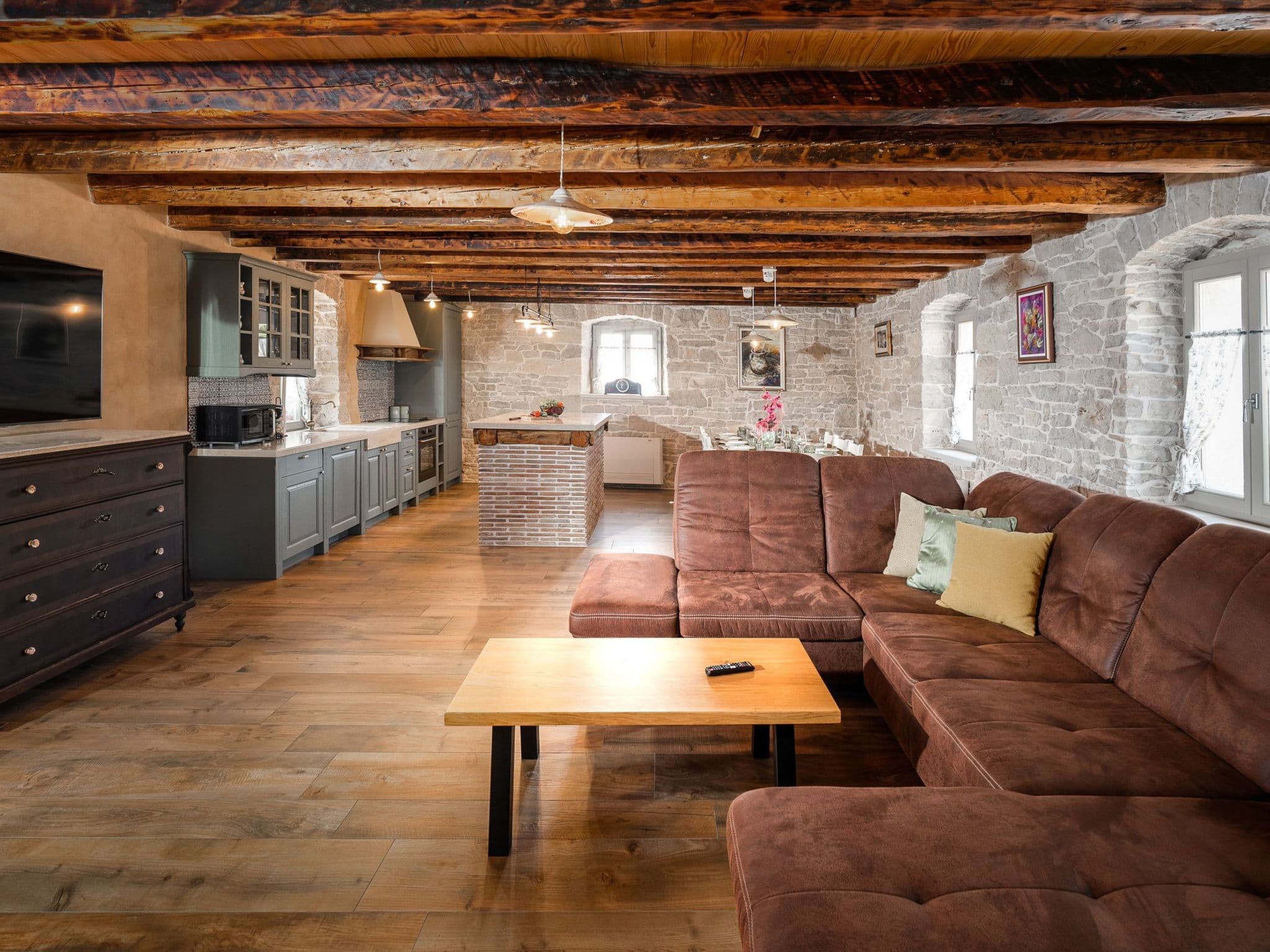 Kitchen / Dining Room