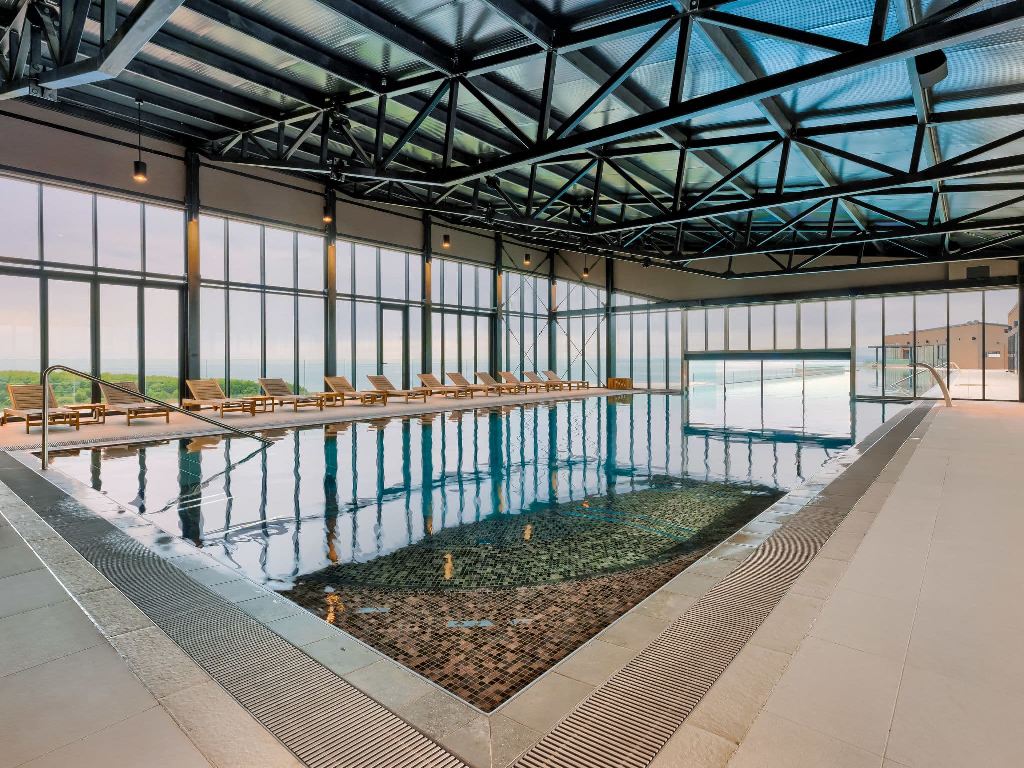 Pool Indoor