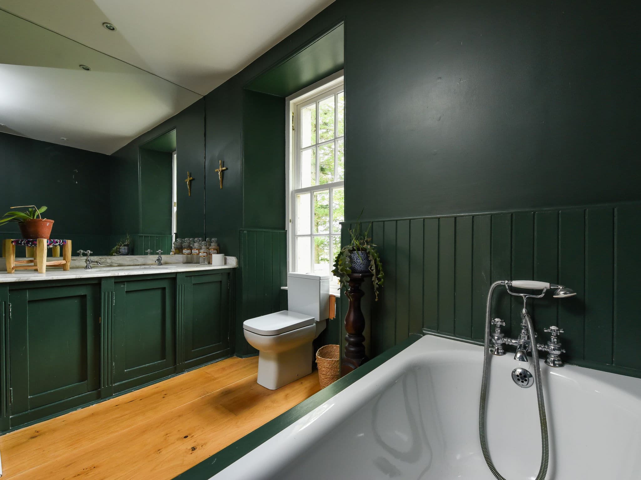 Bathroom / Wellness