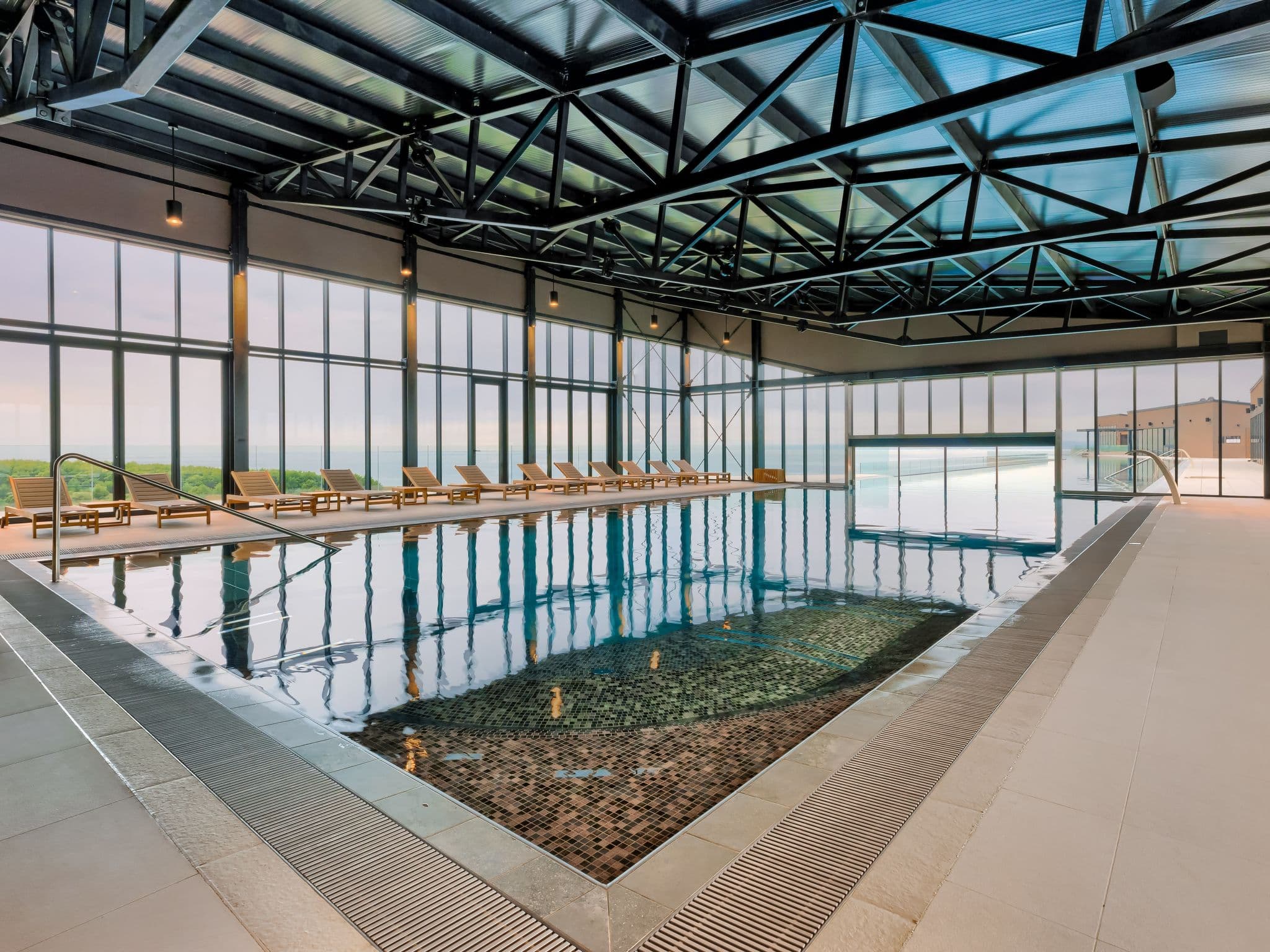 Pool Indoor