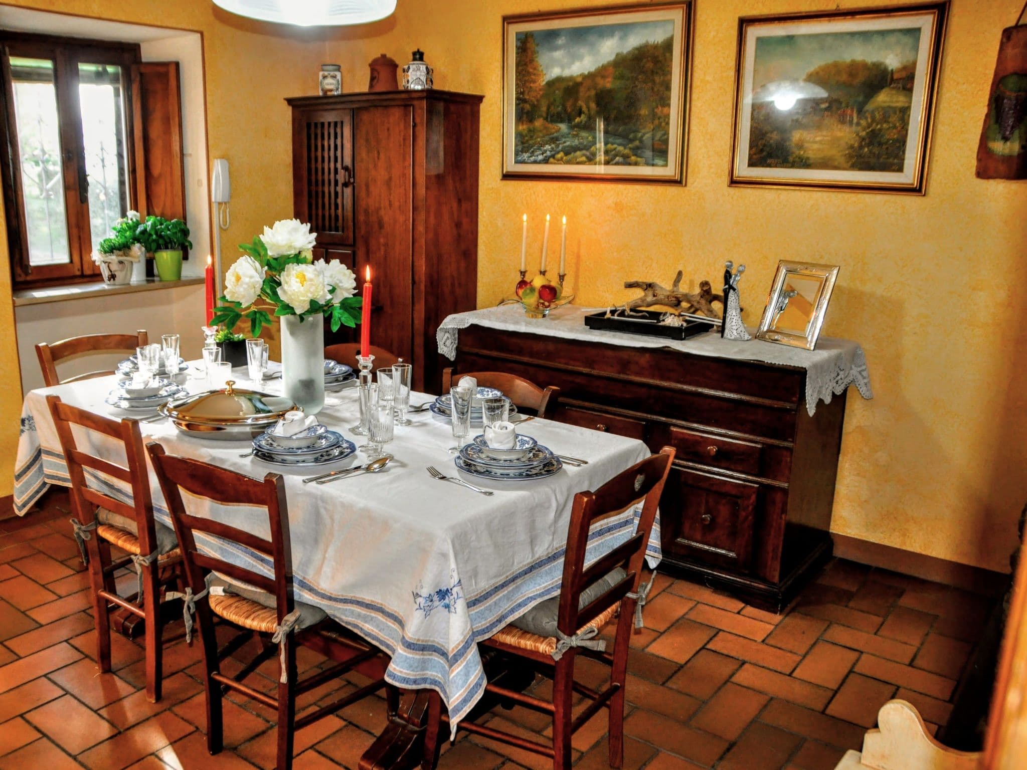 Kitchen / Dining Room