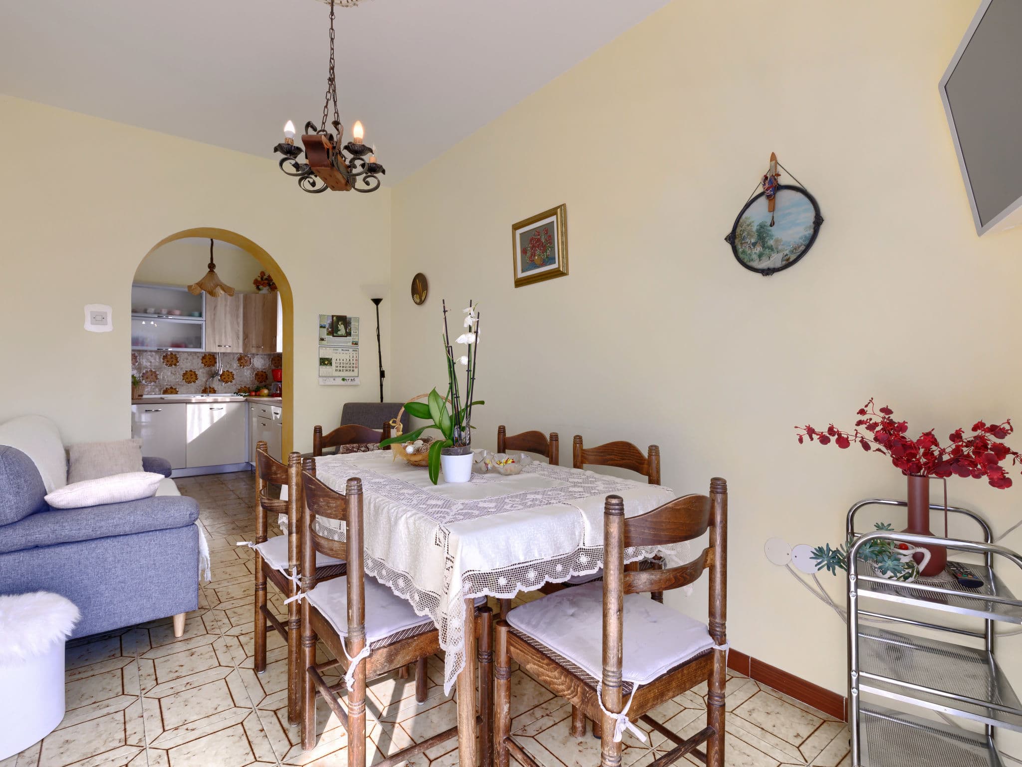 Kitchen / Dining Room