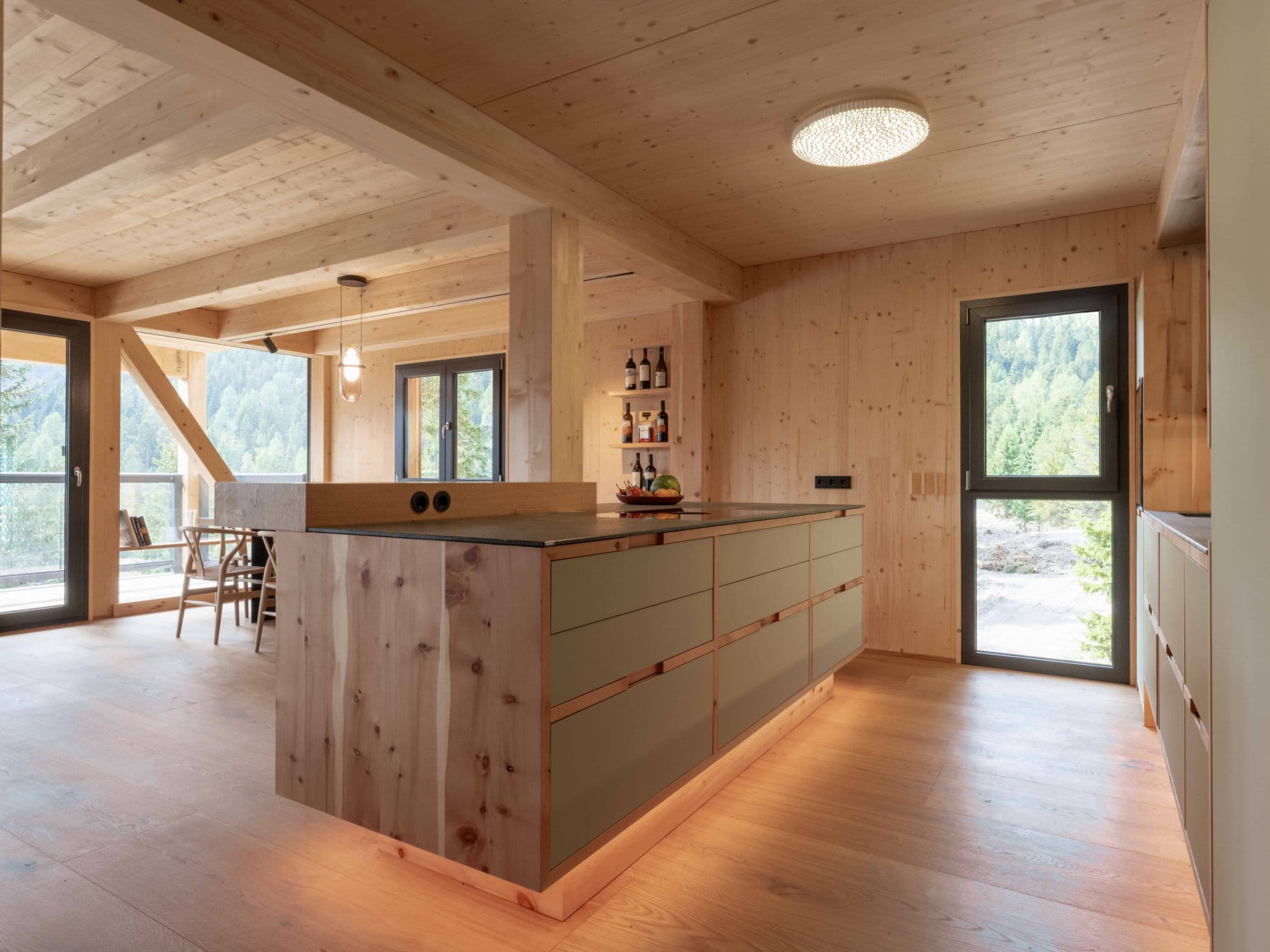 Kitchen / Dining Room