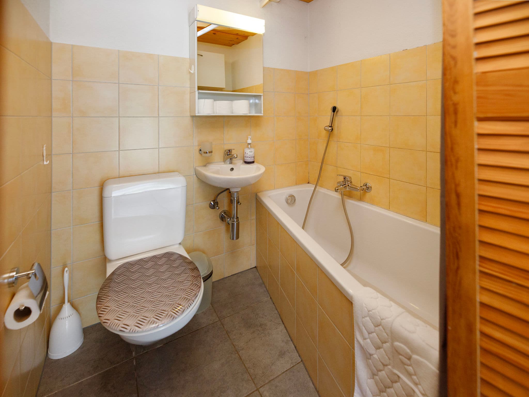 Bathroom / Wellness