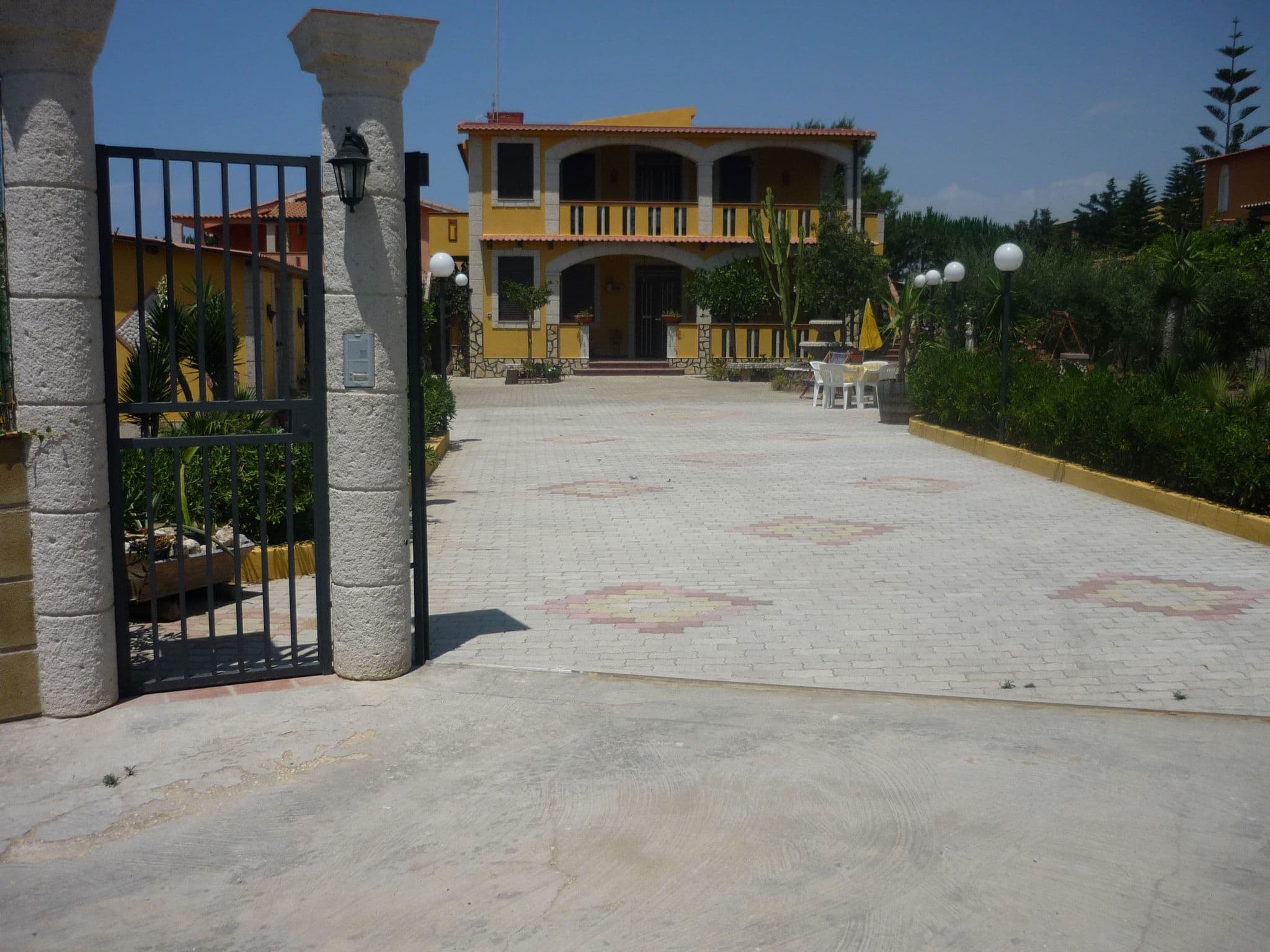 Gallery Image 14