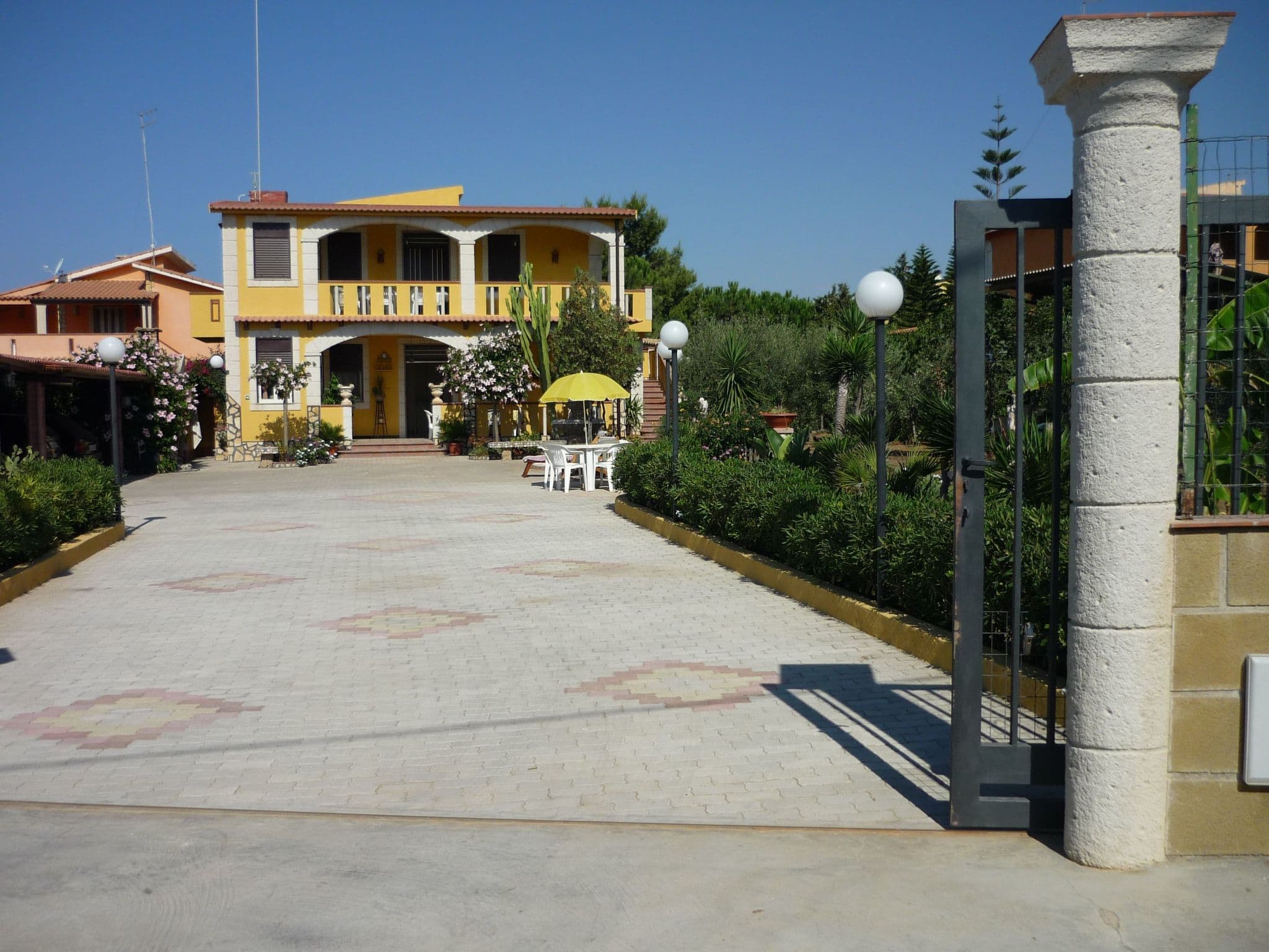 Gallery Image 15