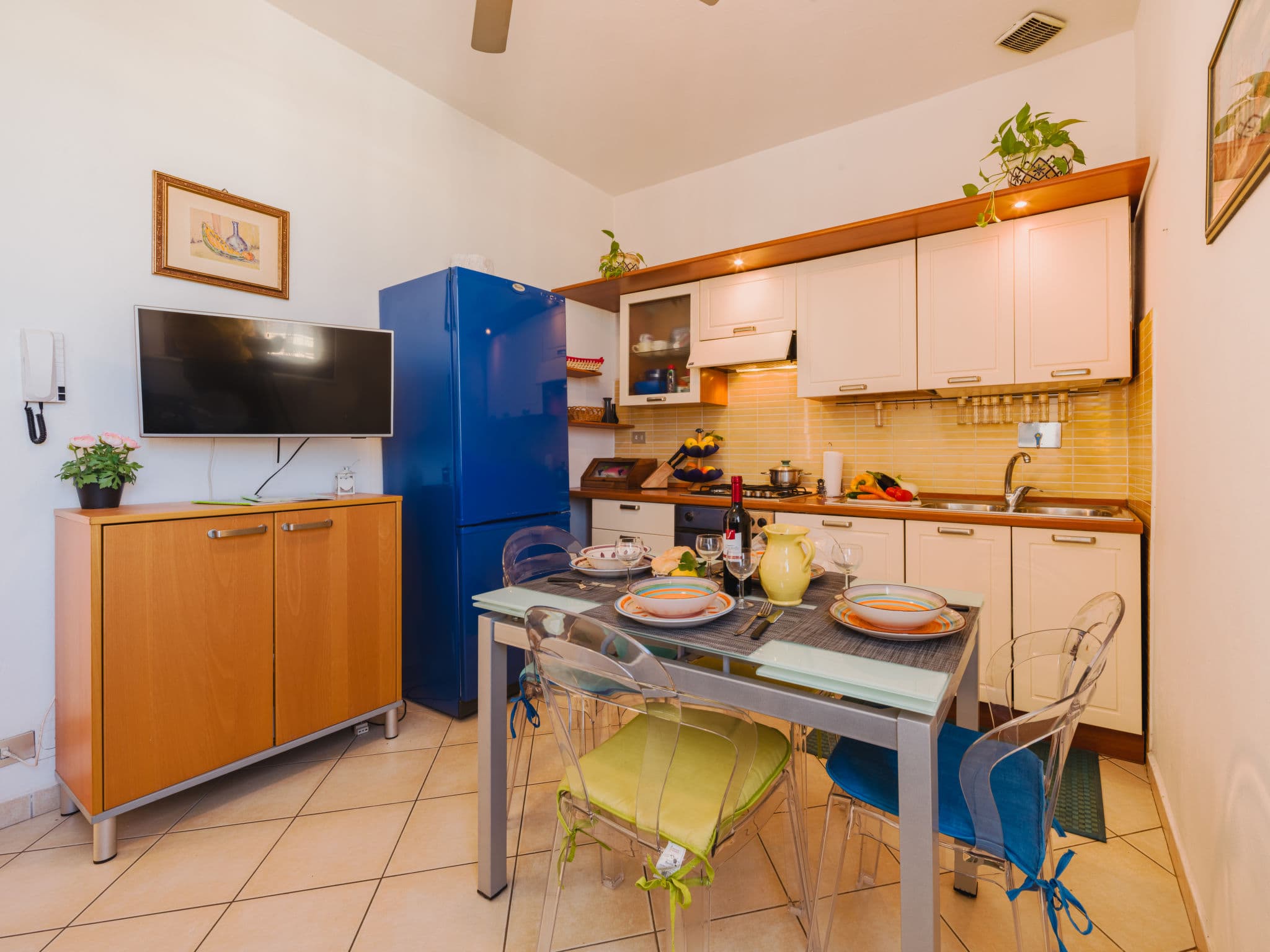 Kitchen / Dining Room