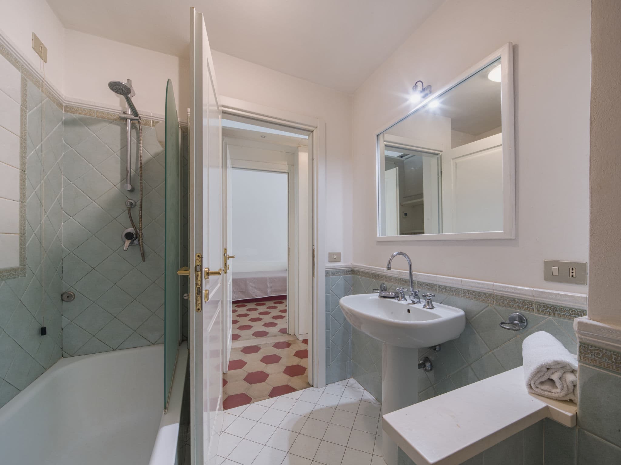 Bathroom / Wellness
