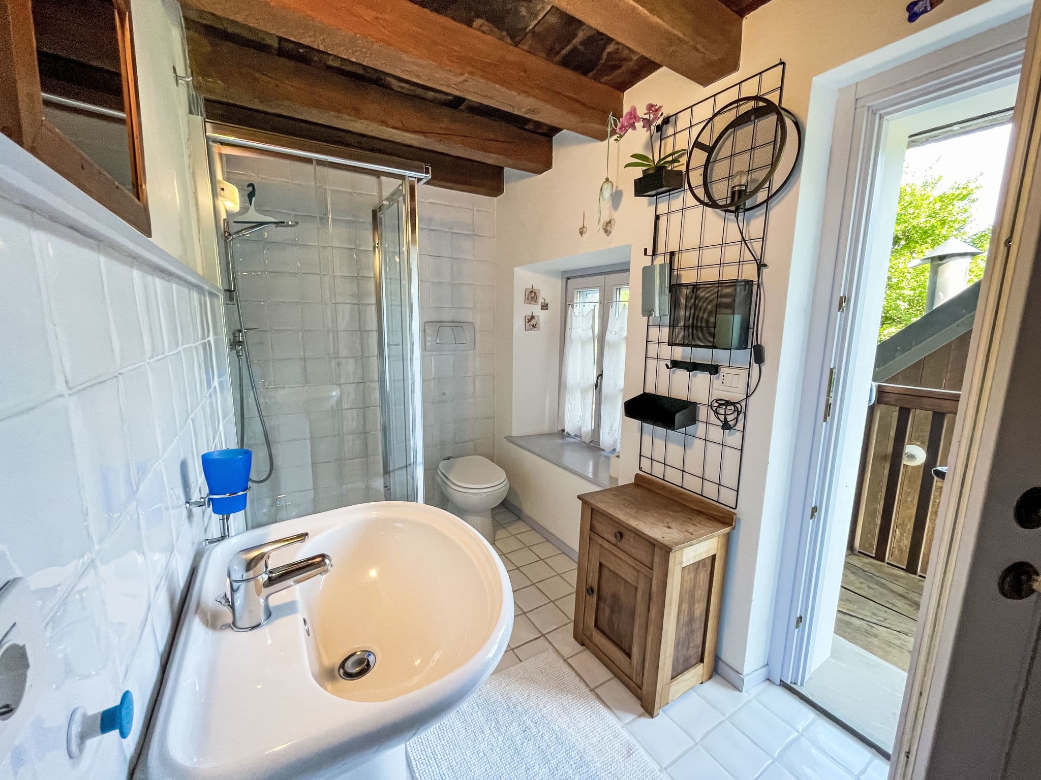 Bathroom / Wellness