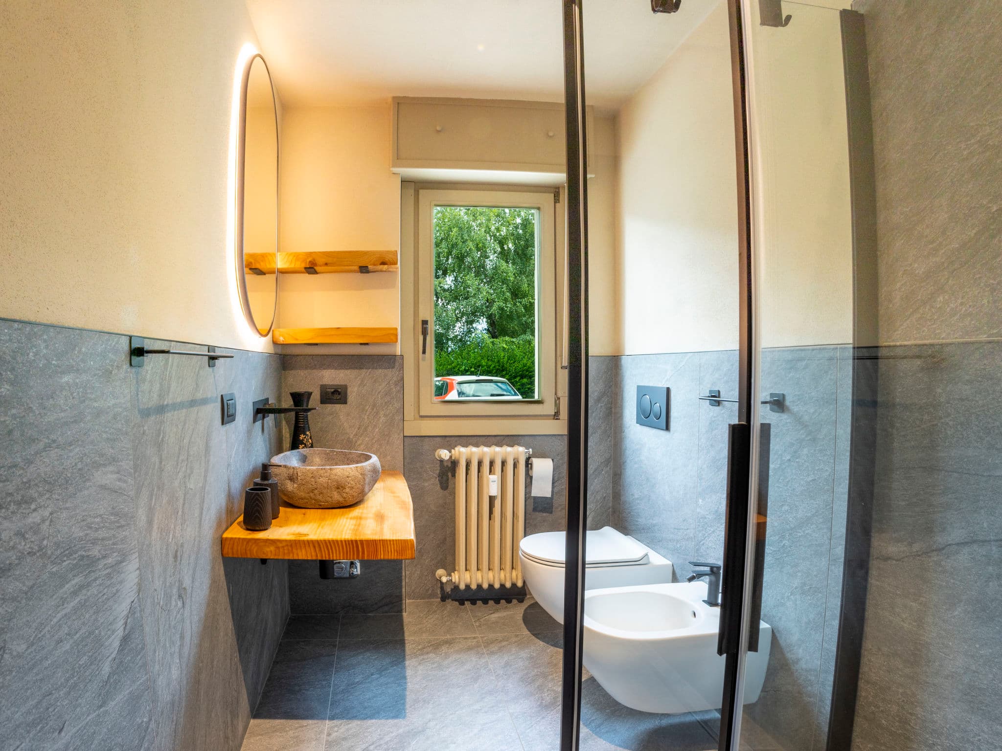 Bathroom / Wellness