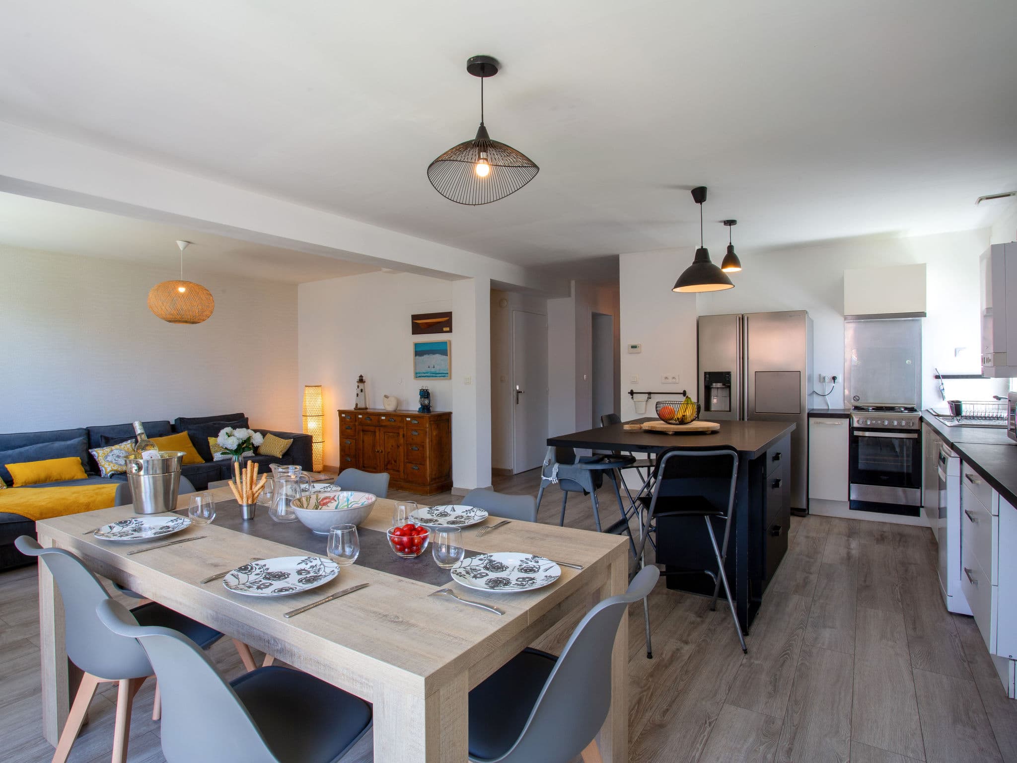 Kitchen / Dining Room