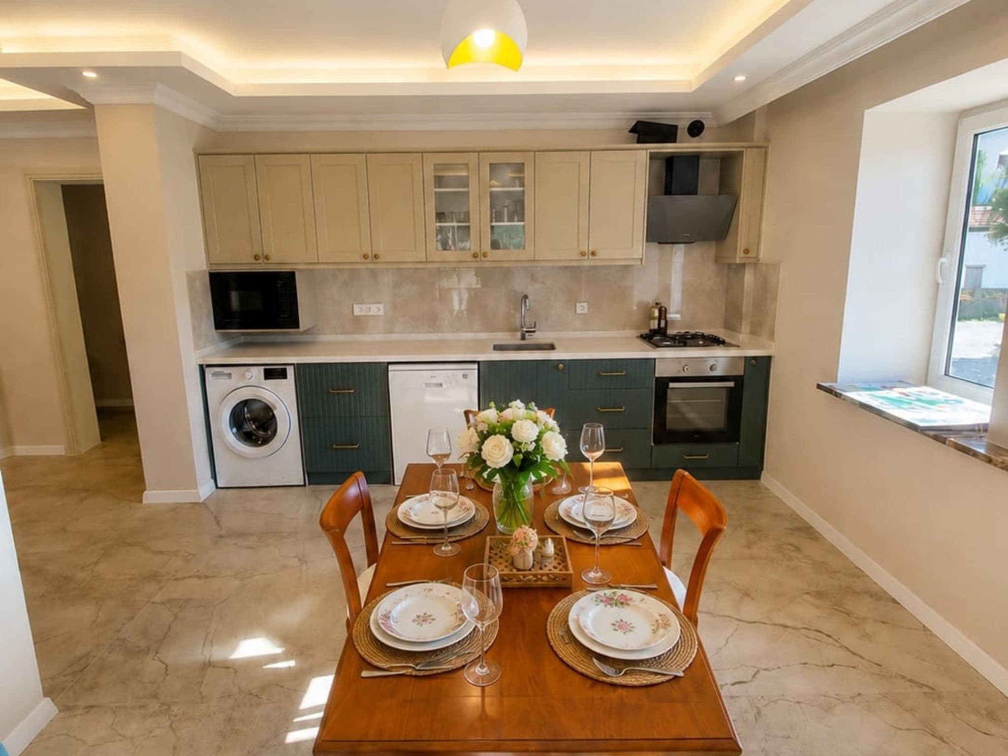 Kitchen / Dining Room