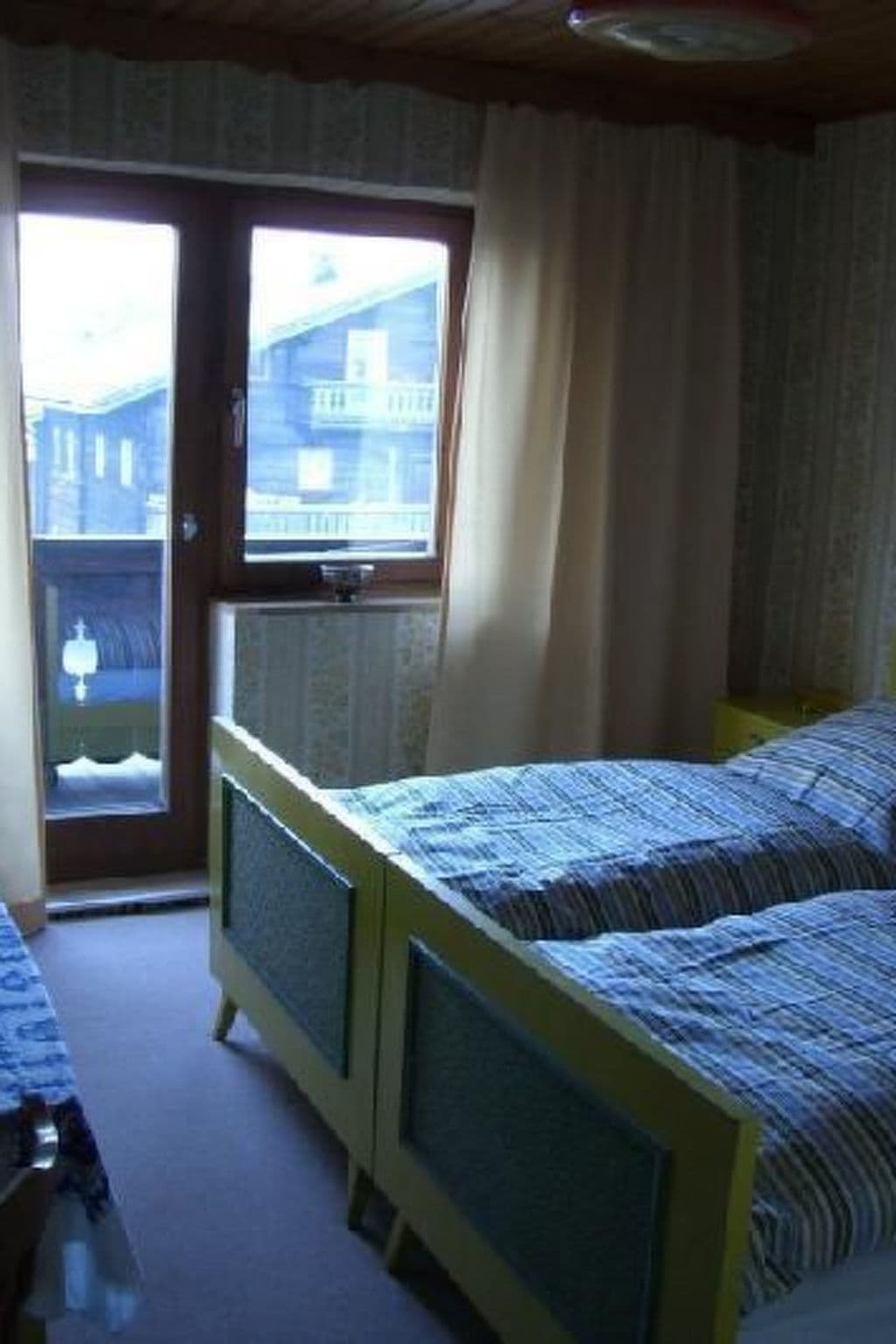 Gallery Image 15