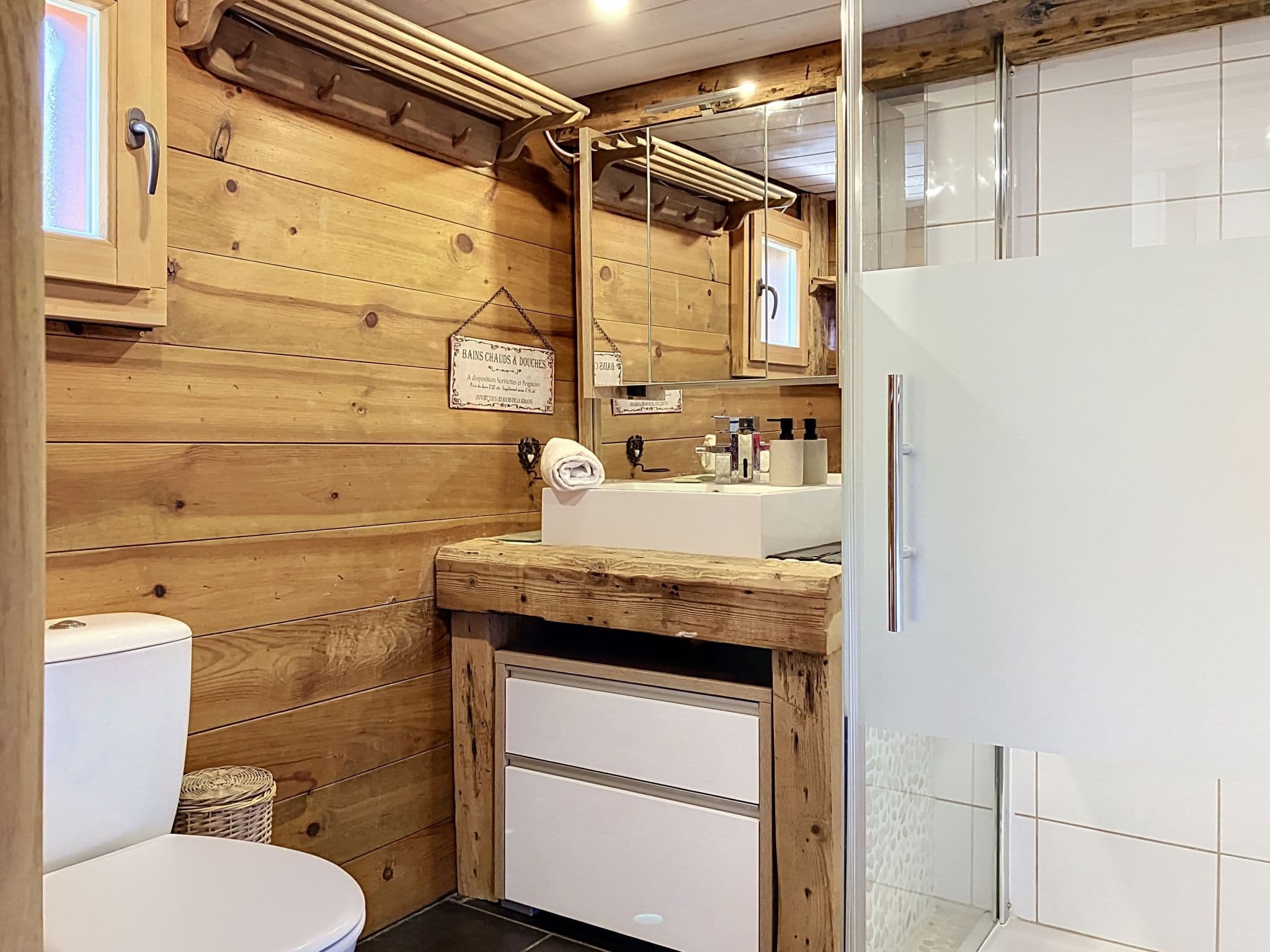 Bathroom / Wellness