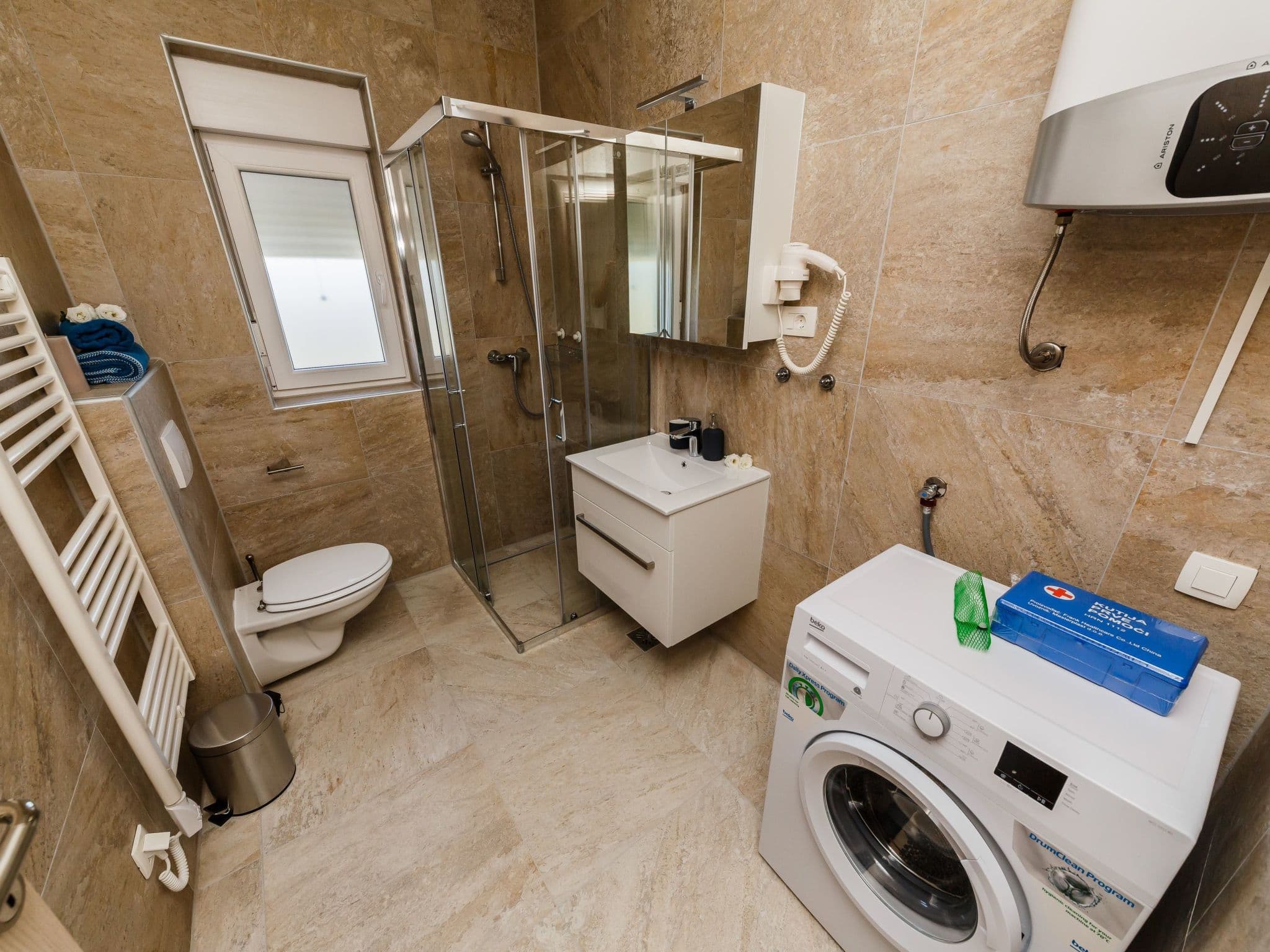 Bathroom / Wellness