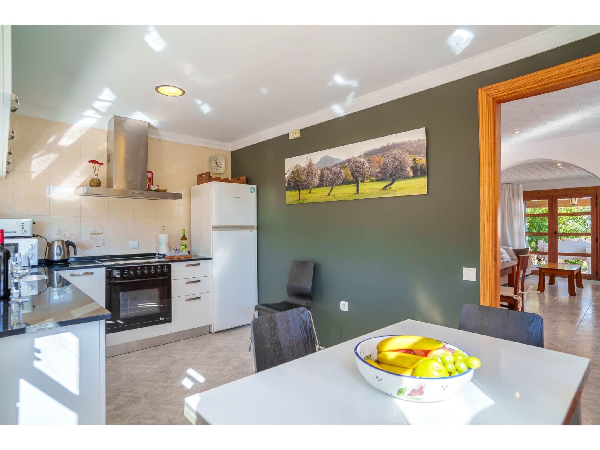 Kitchen / Dining Room