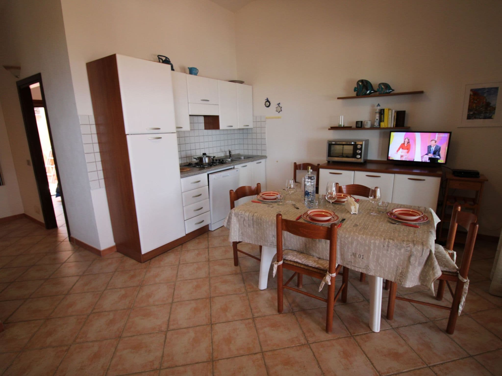 Kitchen / Dining Room