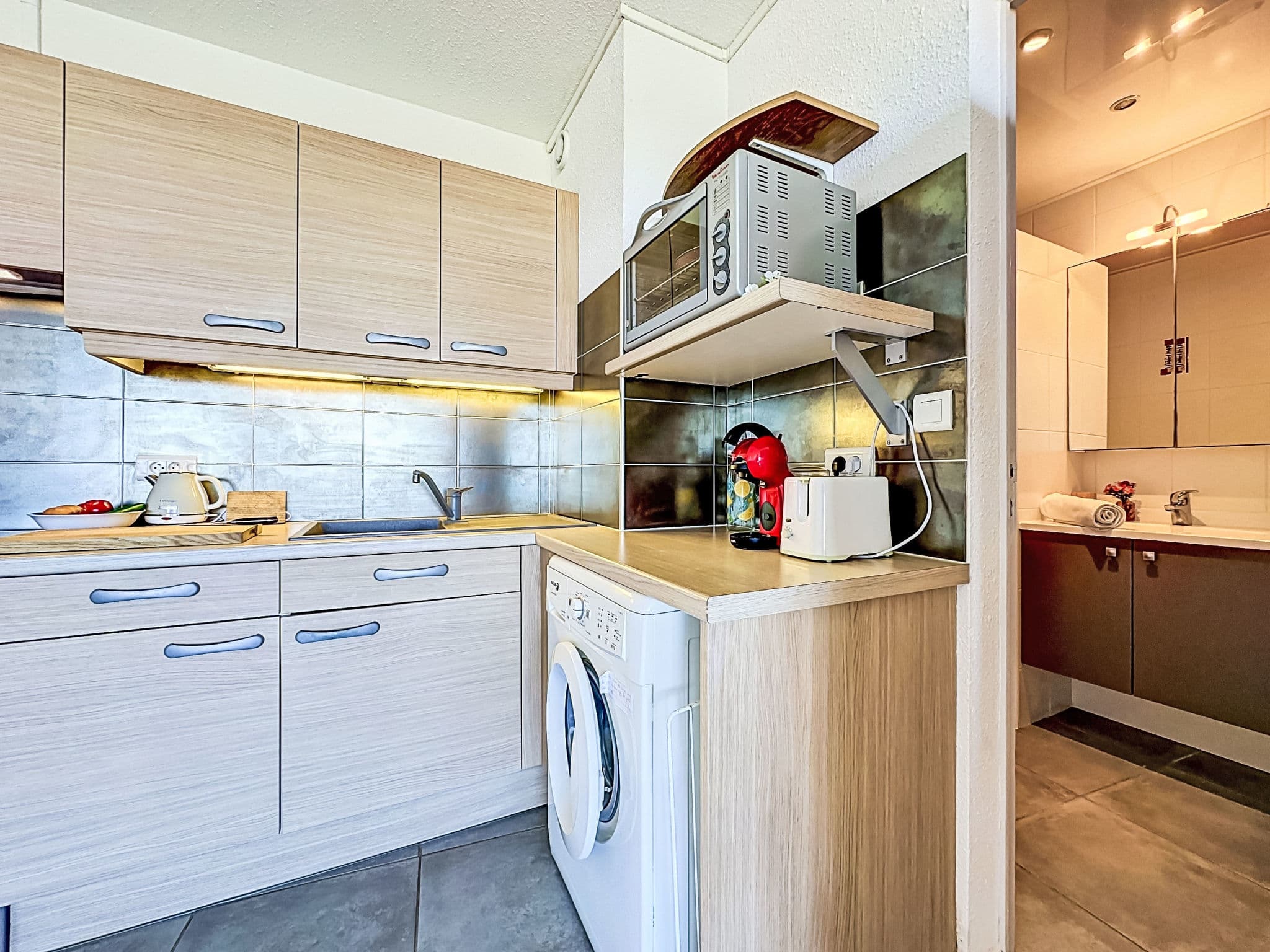 Kitchen / Dining Room