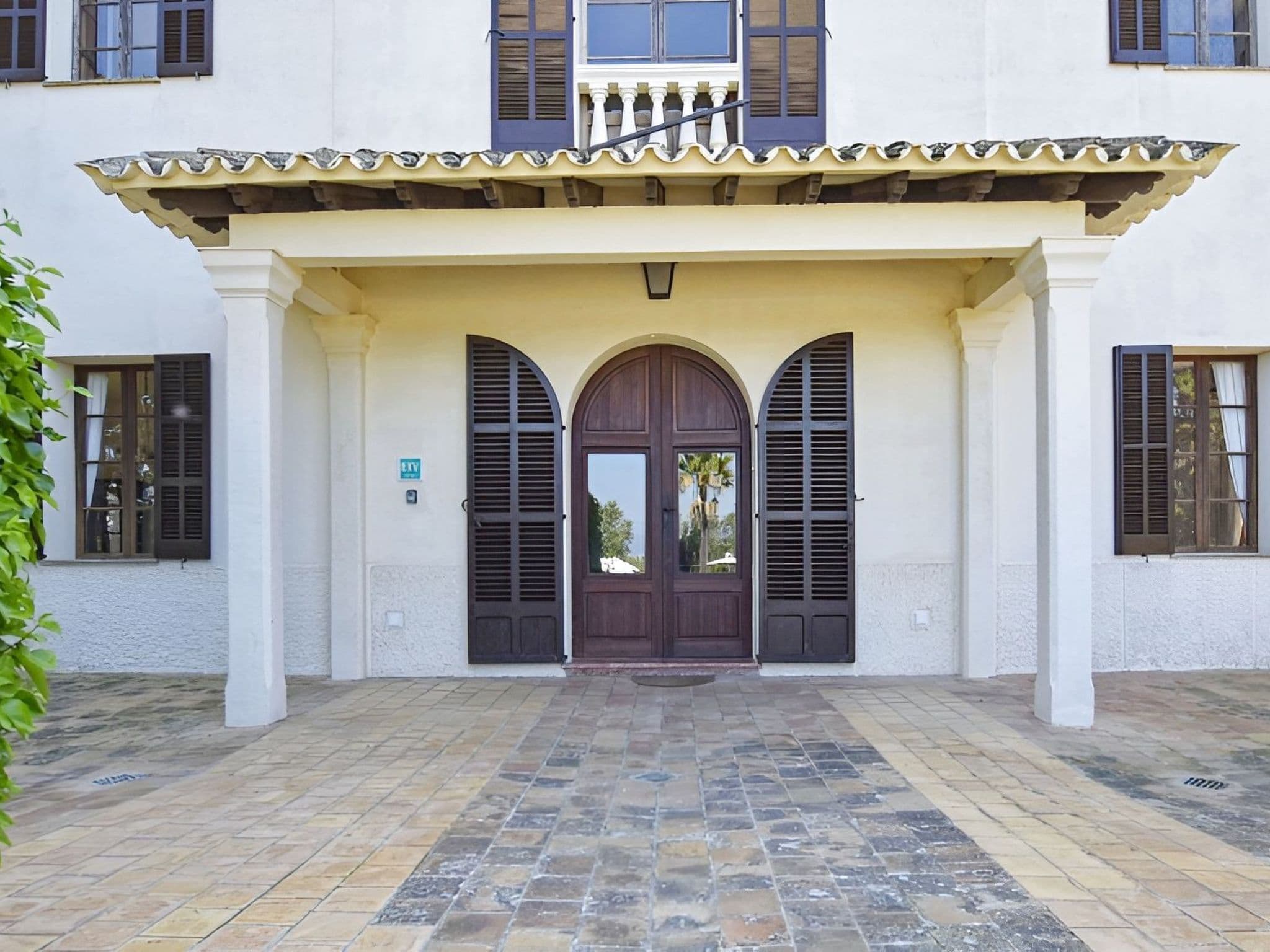 Gallery Image 19