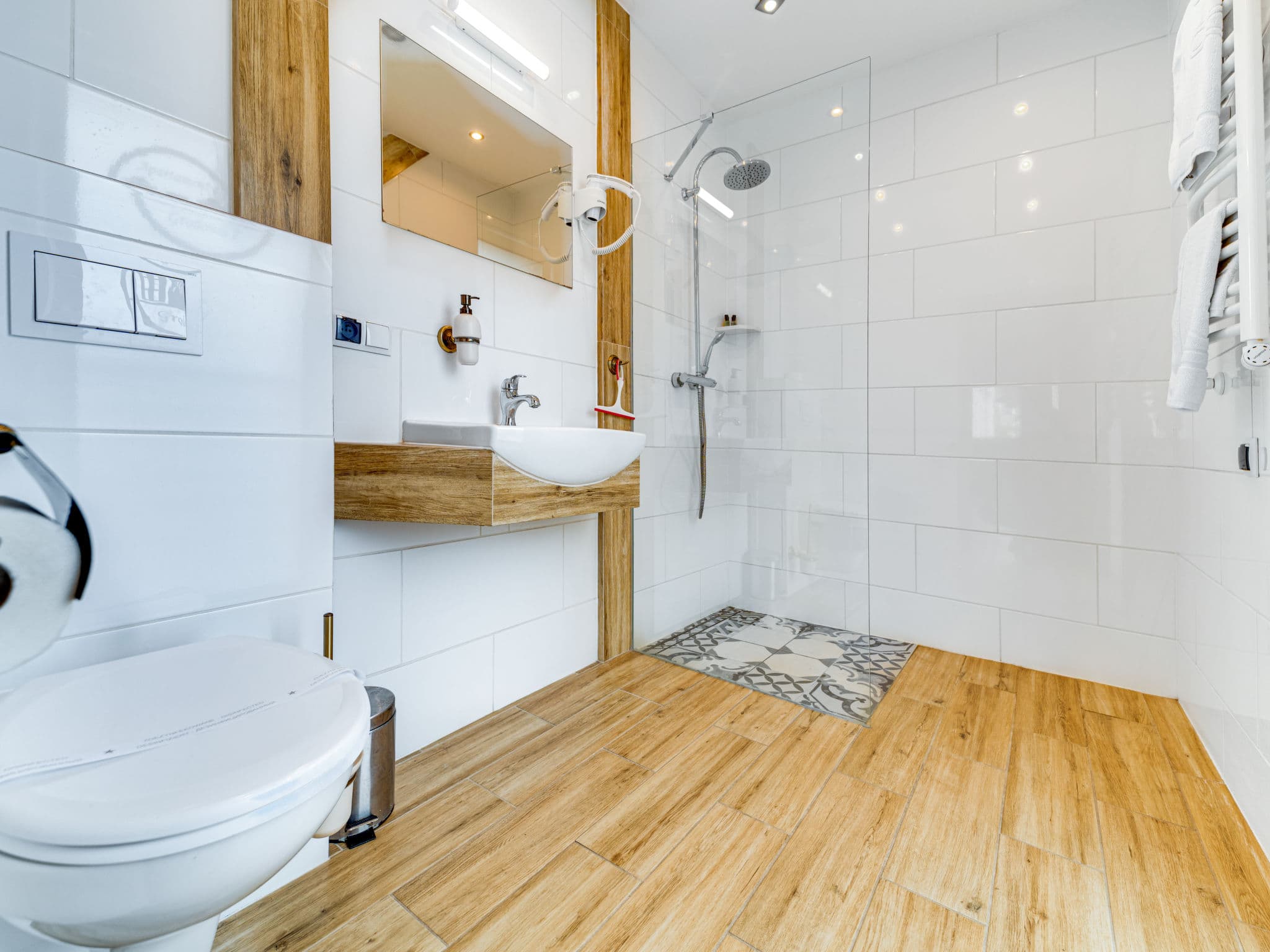 Bathroom / Wellness