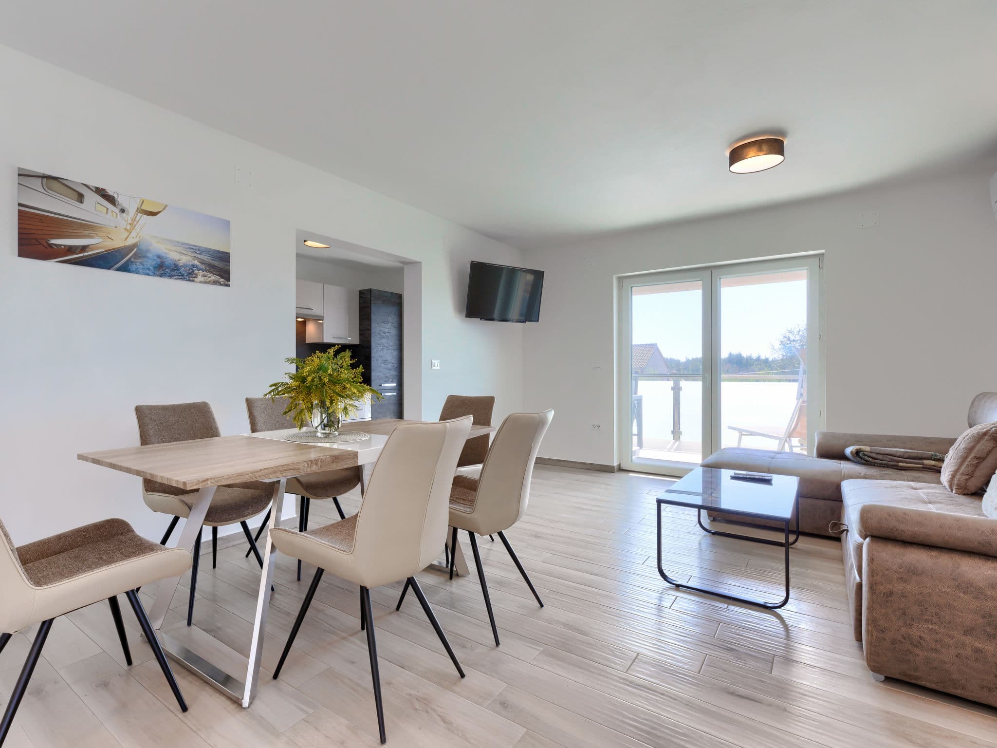 Kitchen / Dining Room