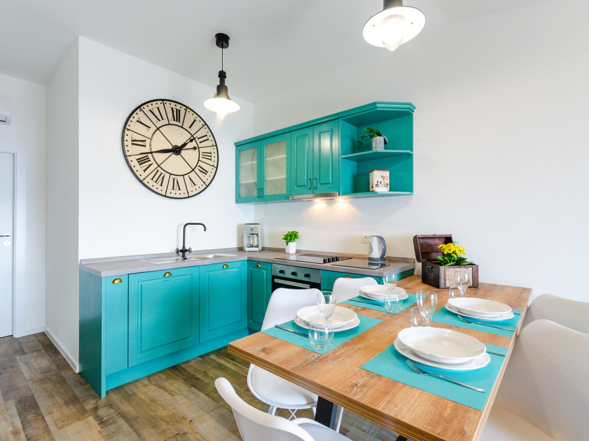 Kitchen / Dining Room