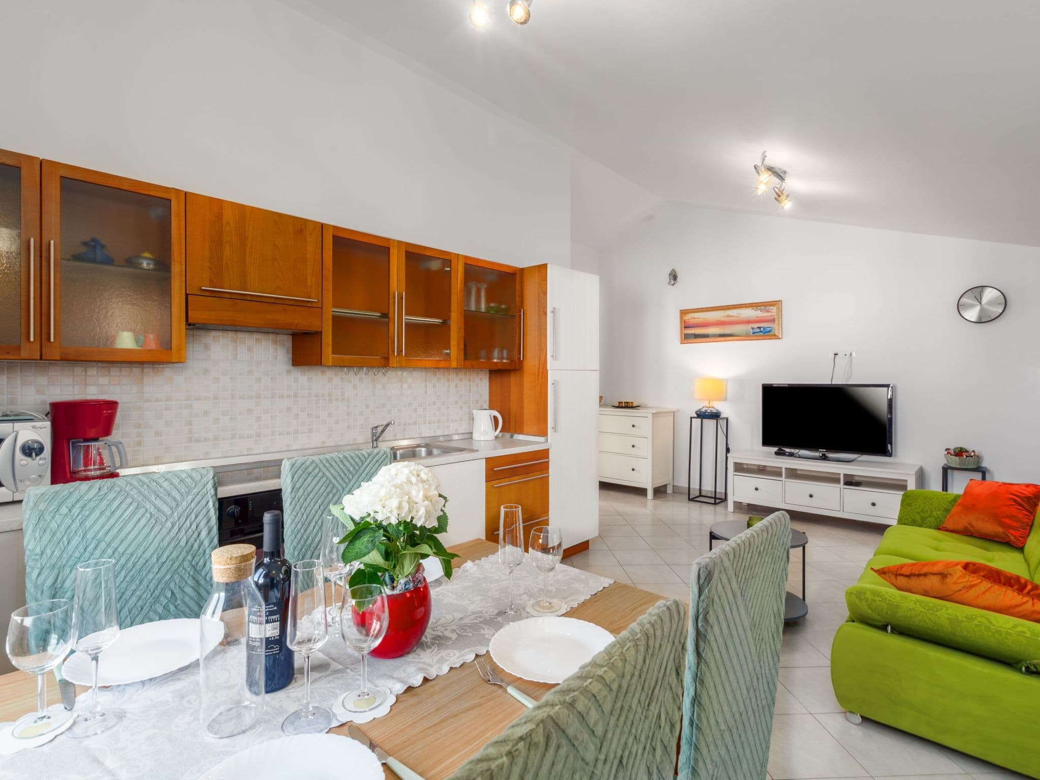 Kitchen / Dining Room