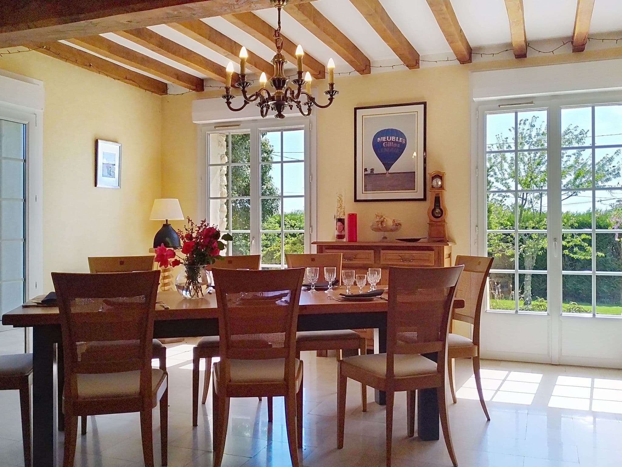Kitchen / Dining Room
