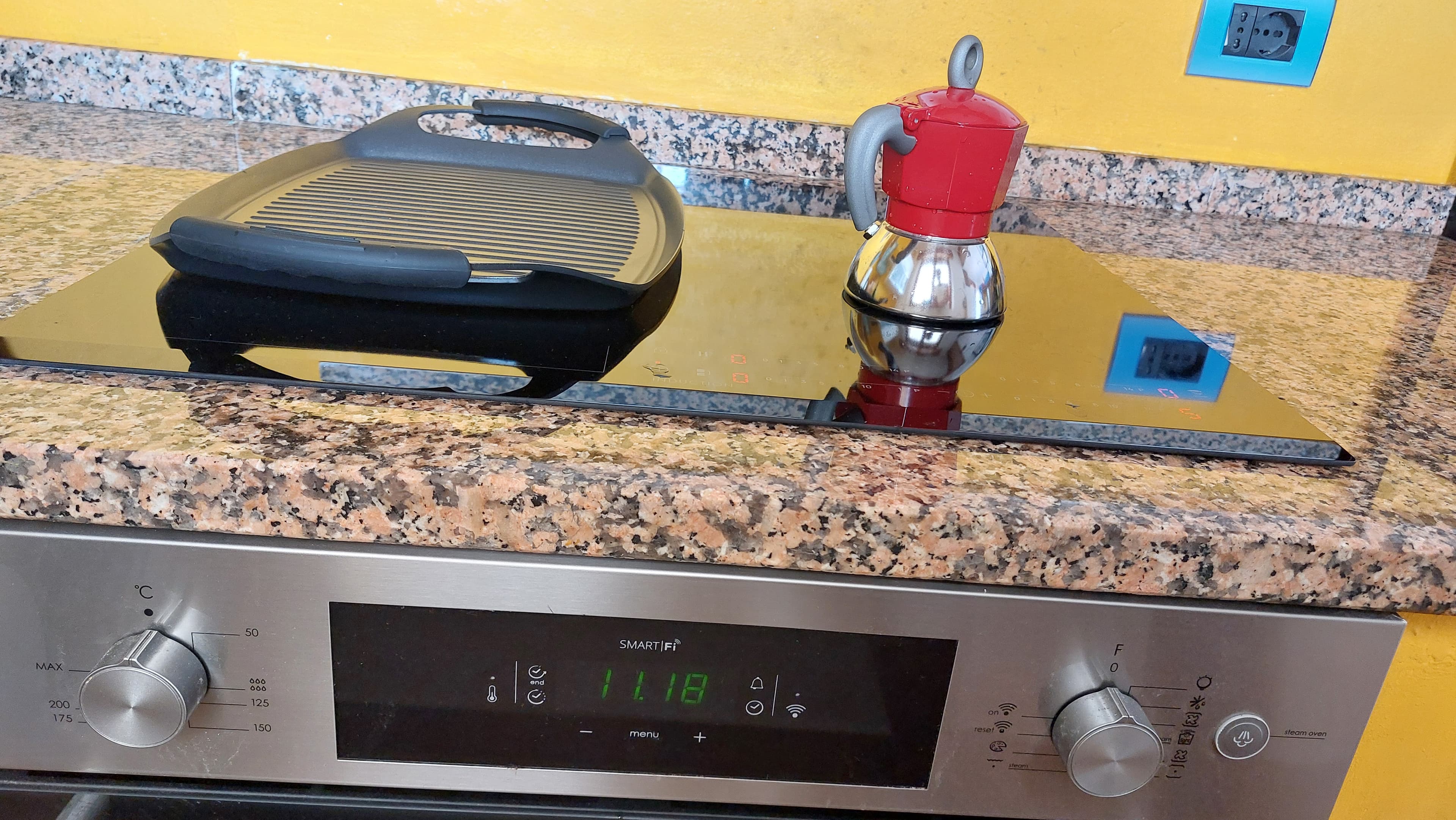 Induction oven and hob