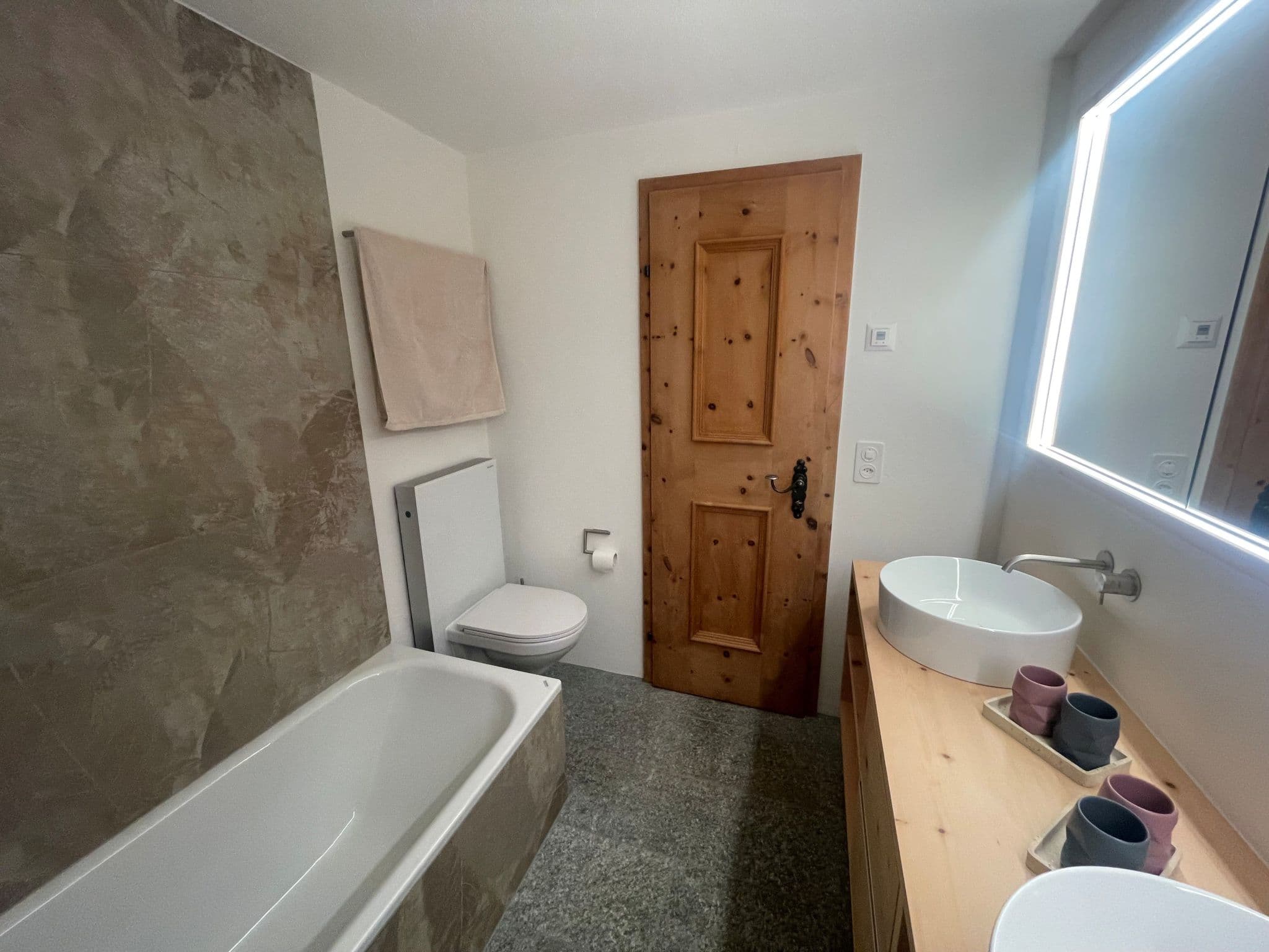 Bathroom / Wellness