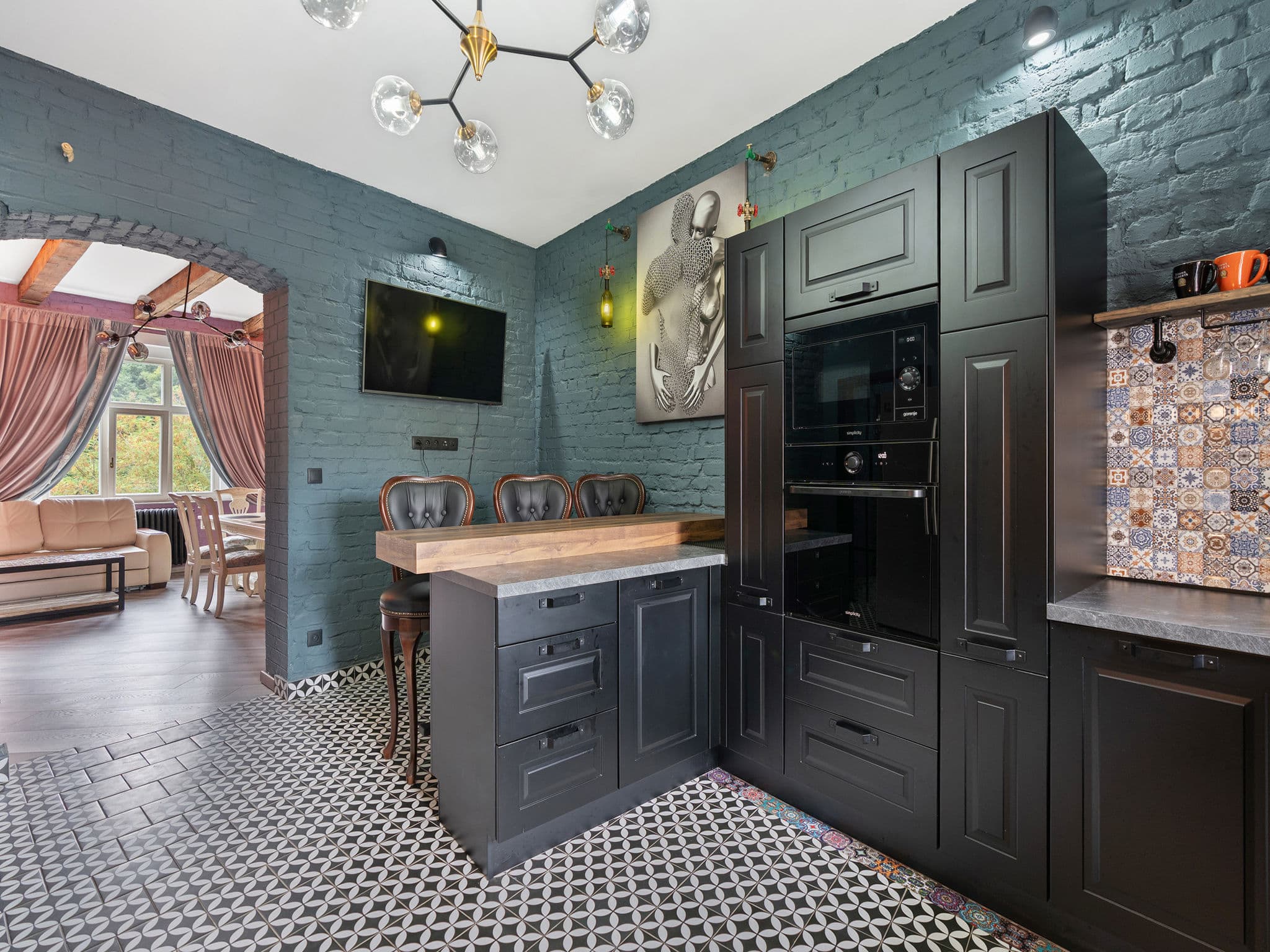 Kitchen / Dining Room