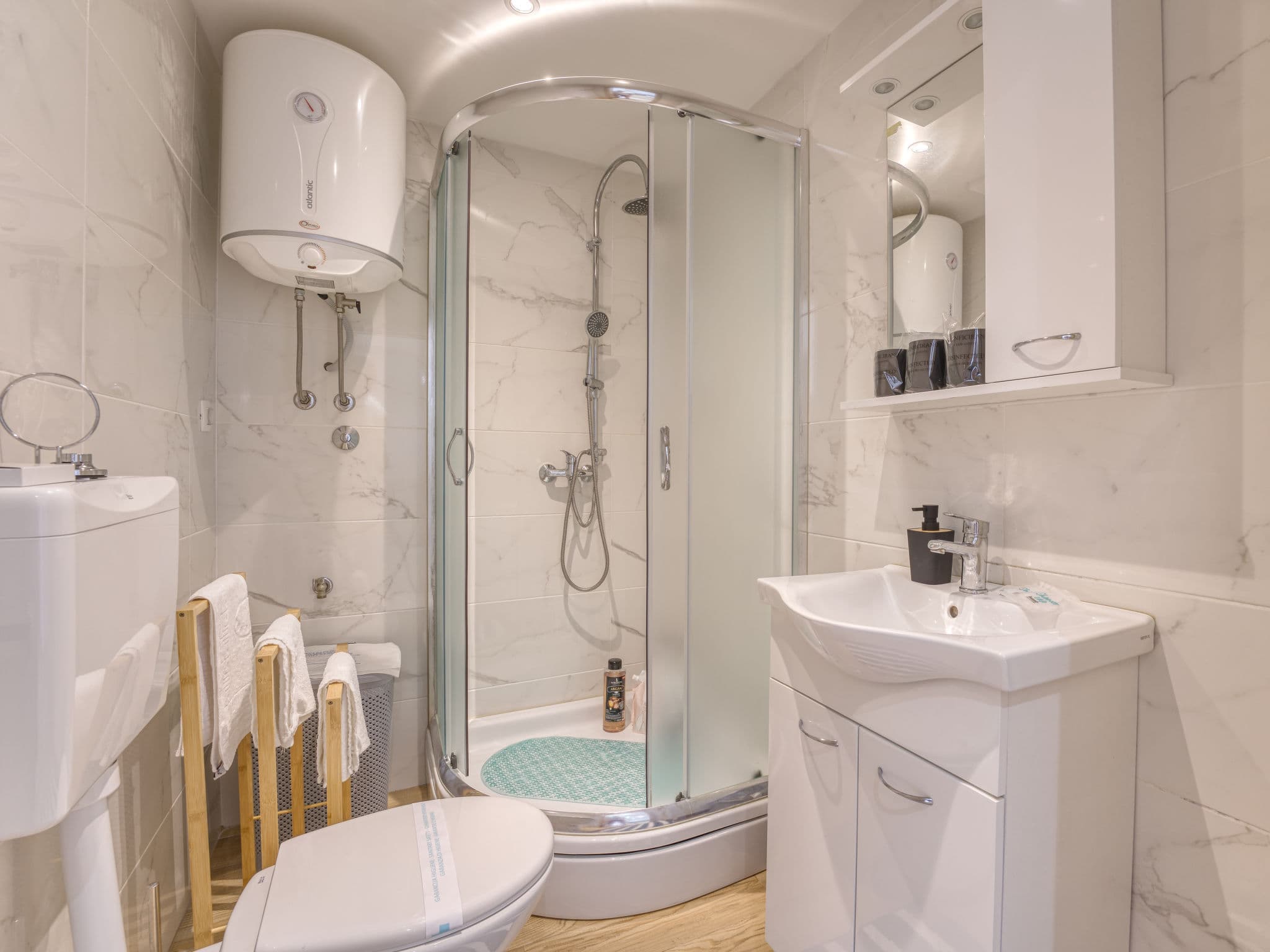 Bathroom / Wellness