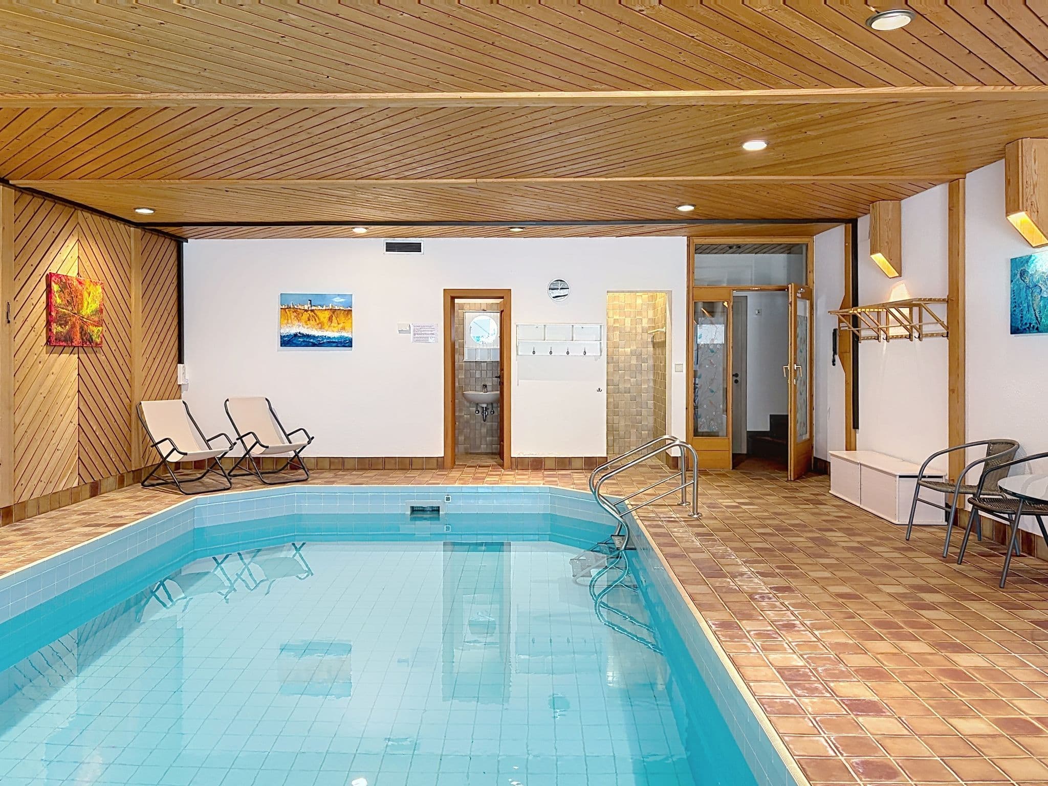 Pool Indoor
