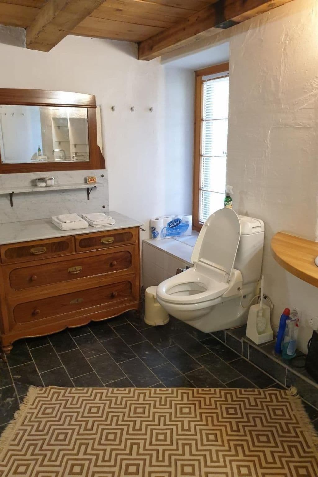 Bathroom / Wellness