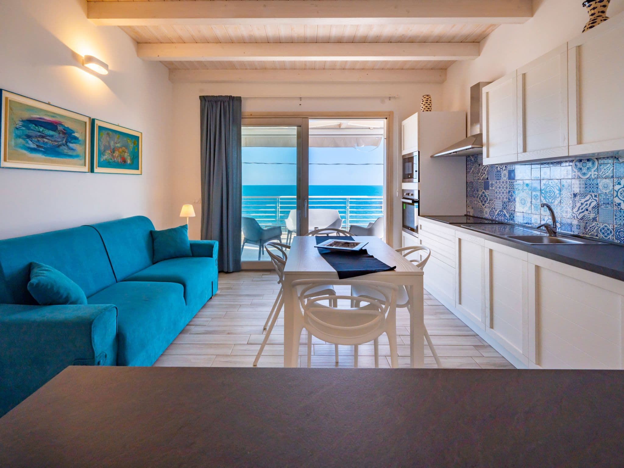 Kitchen / Dining Room