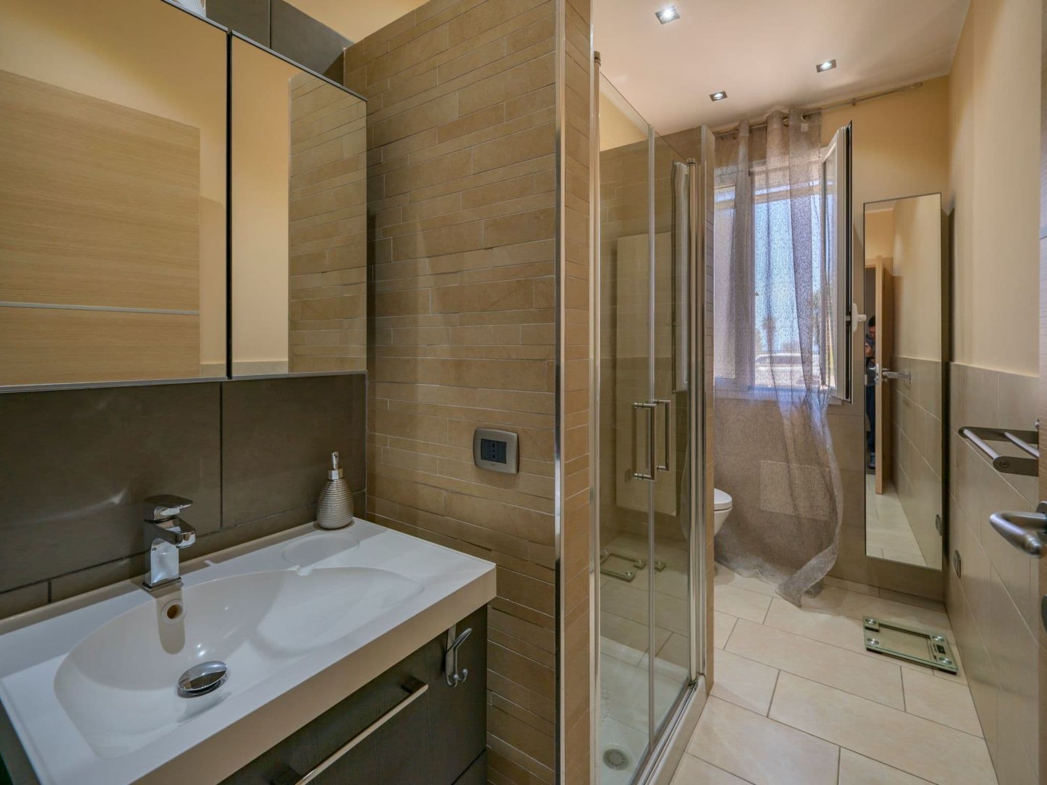 Gallery Image 11