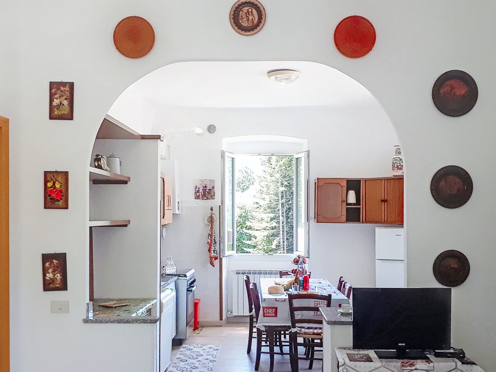 Kitchen / Dining Room