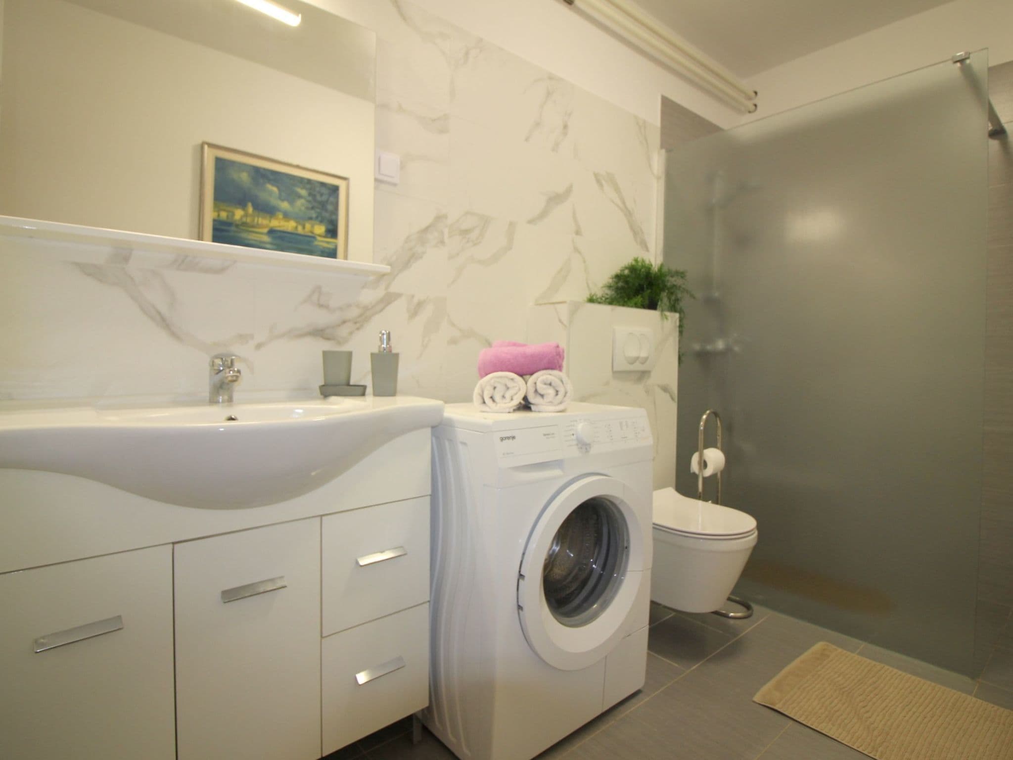 Bathroom / Wellness