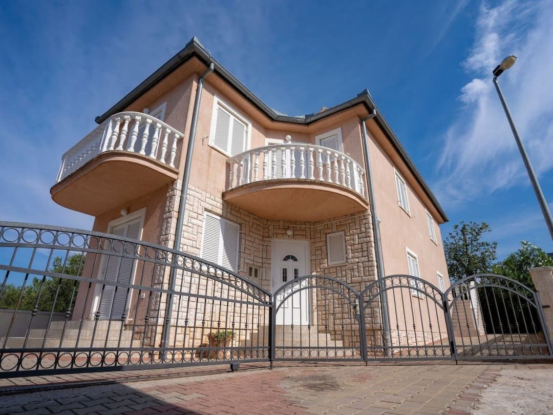 Large Image