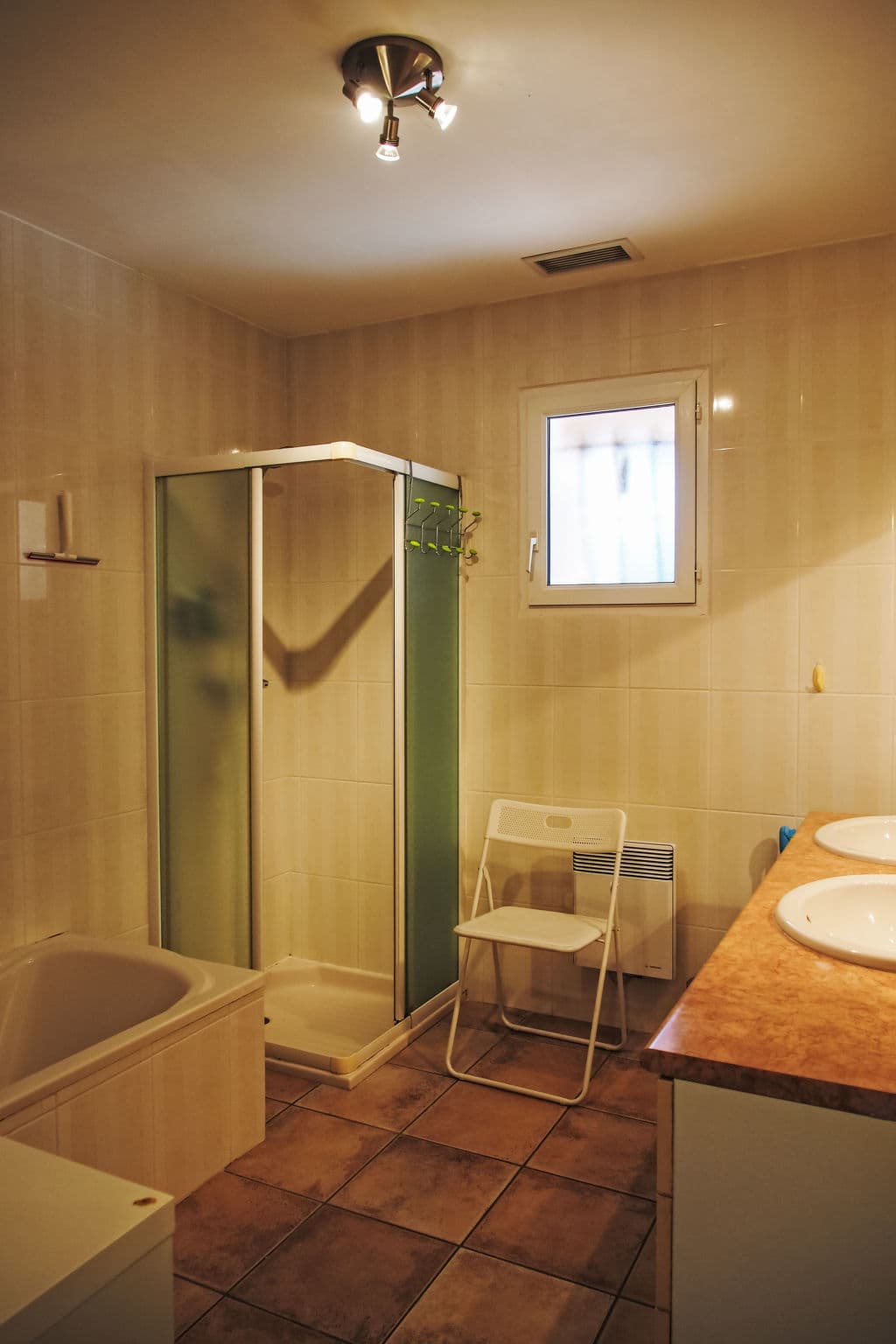 Bathroom / Wellness