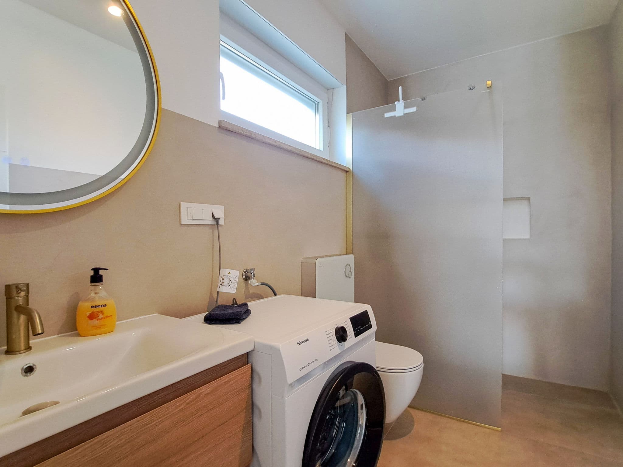 Bathroom / Wellness