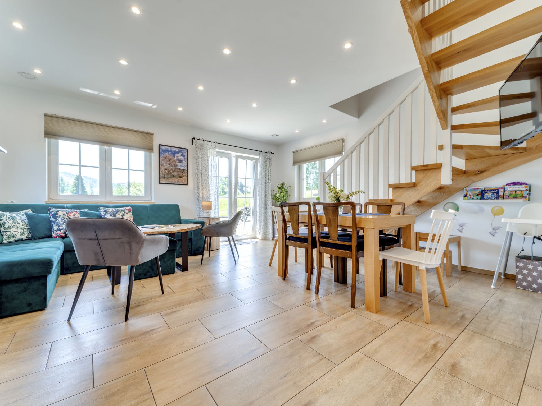 Kitchen / Dining Room