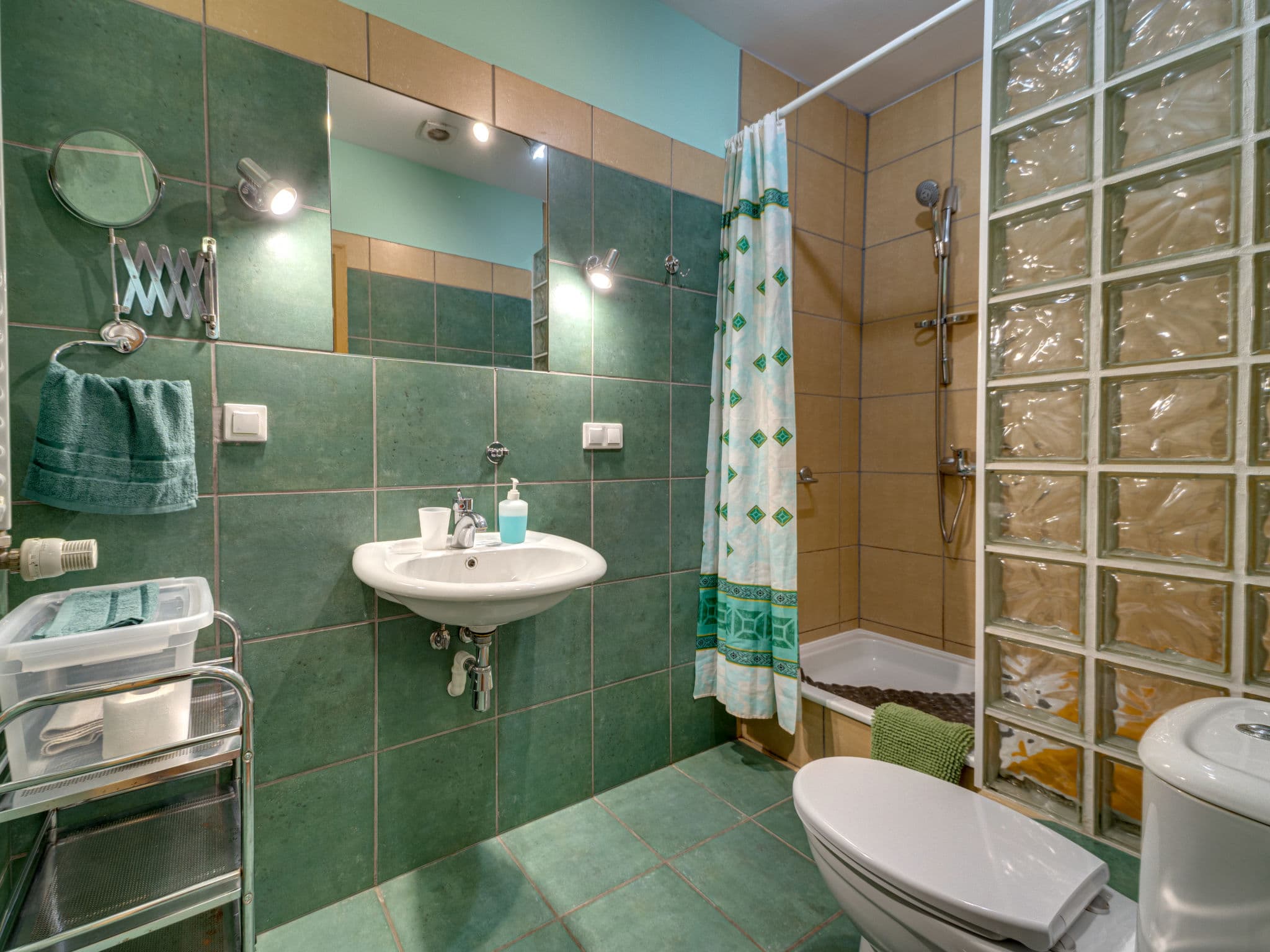 Bathroom / Wellness