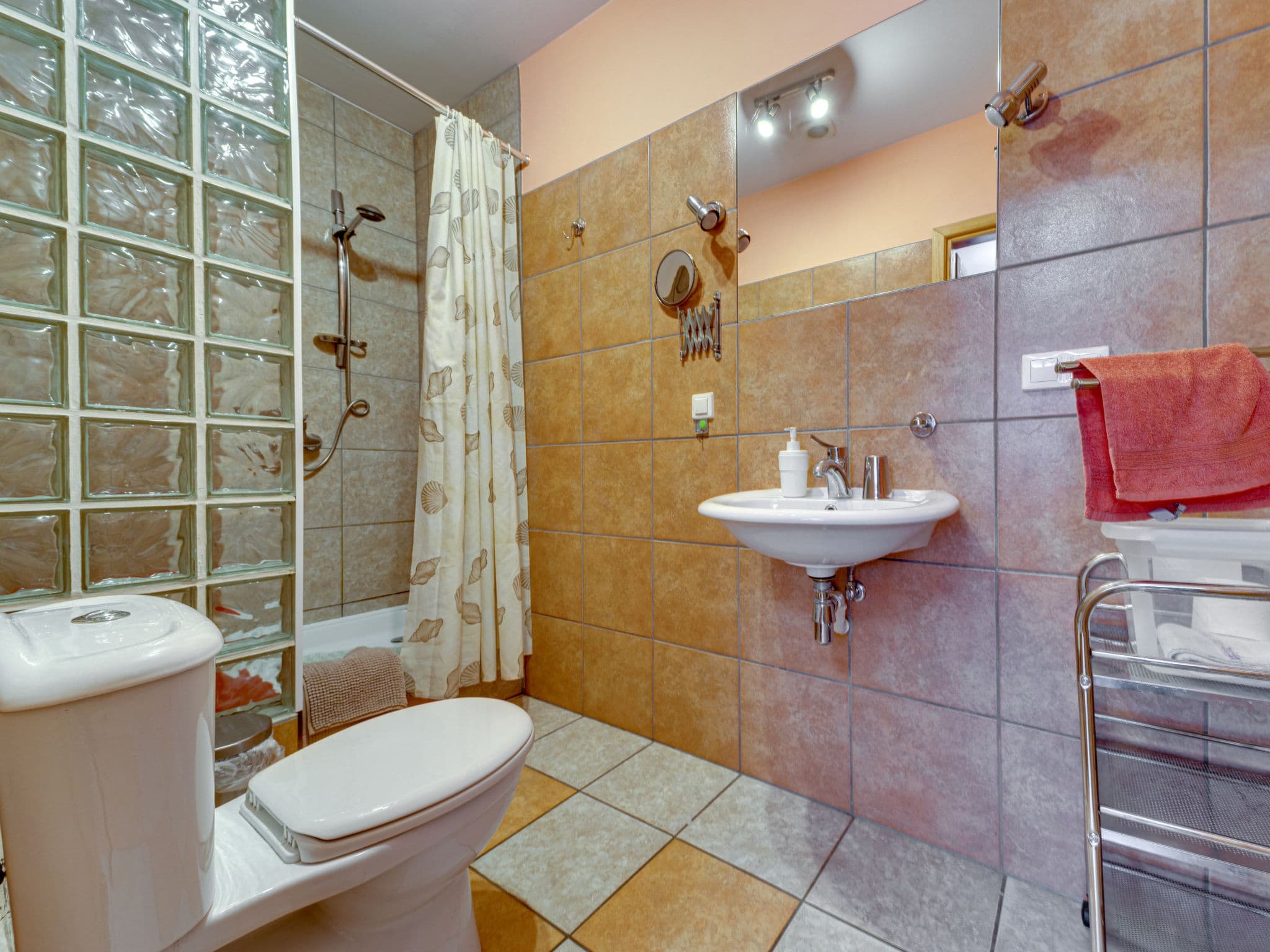 Bathroom / Wellness