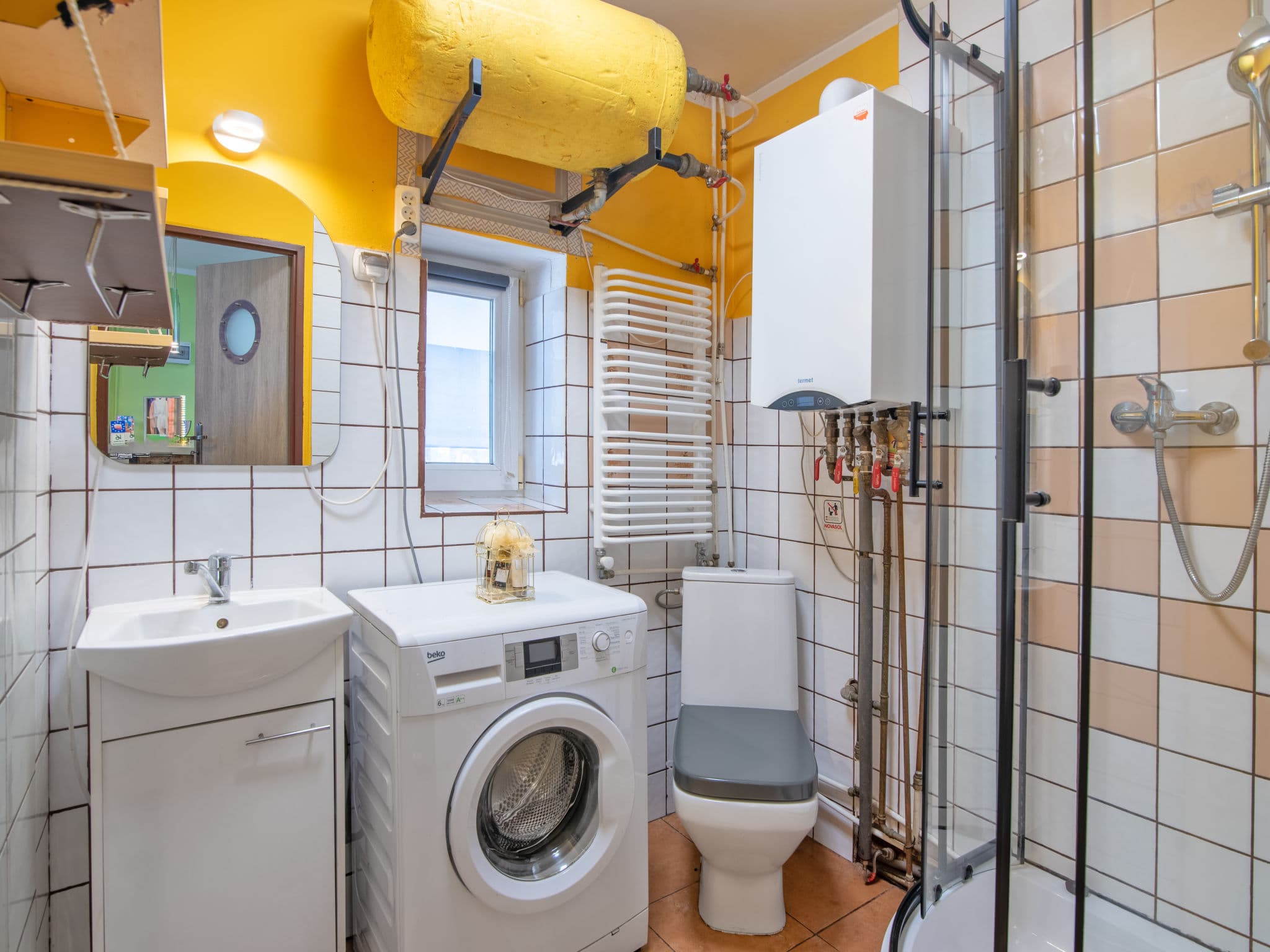 Bathroom / Wellness