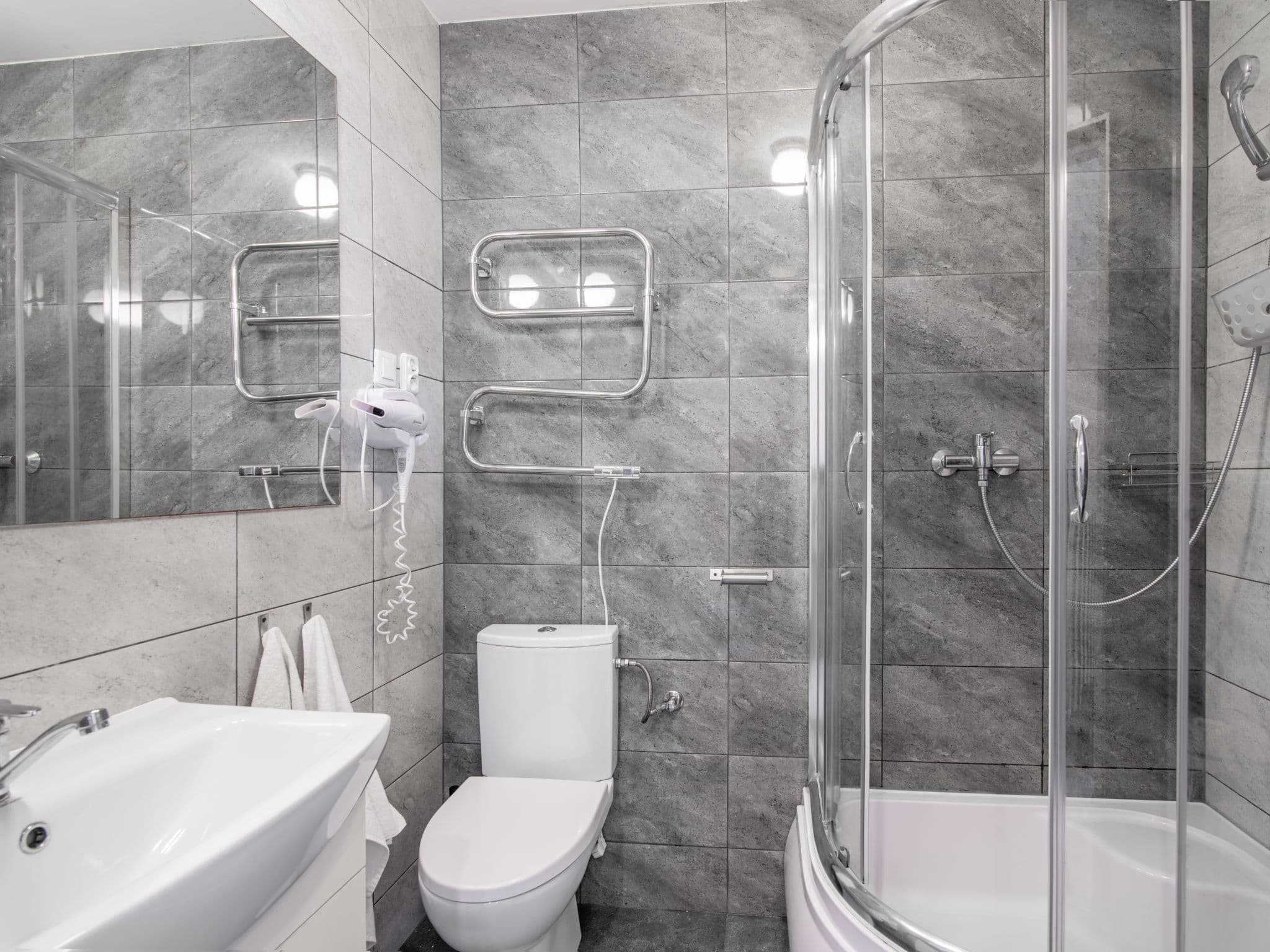 Bathroom / Wellness
